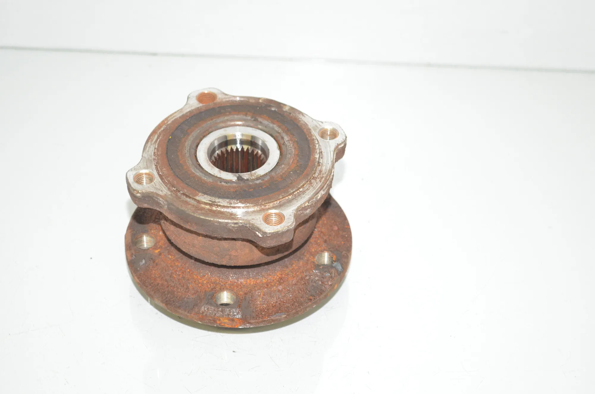 Rear Right Wheel Bearing – OEM 6867811 · BMW X5 (F15, F85) M 50 d 2017 – 4