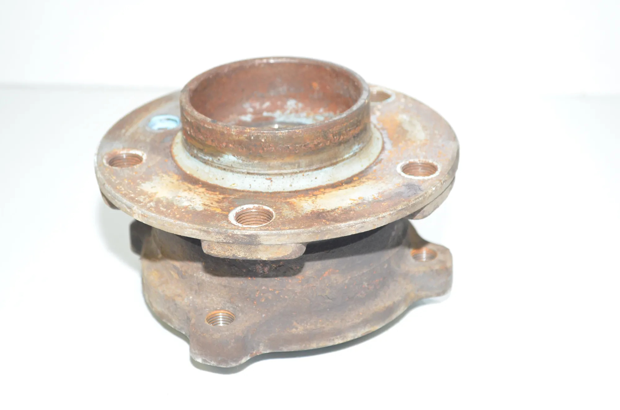 Front Left Wheel Bearing – OEM 6882263 · BMW X5 (F15, F85) M 50 d 2017 – 2