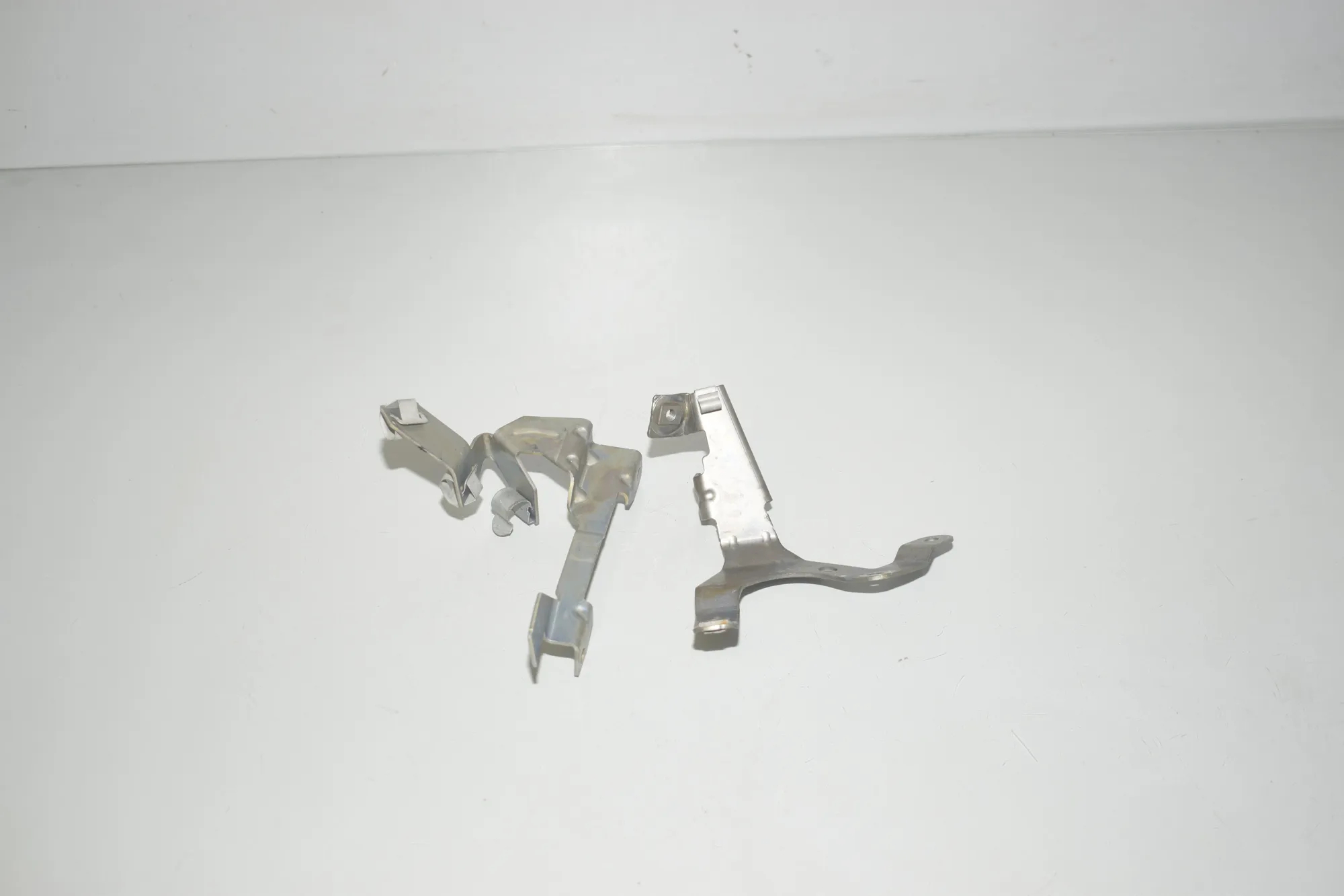 Bracket – OEM 8581362 · BMW 3 Touring (G21) (2019 - -) 320 d 2020 – 3