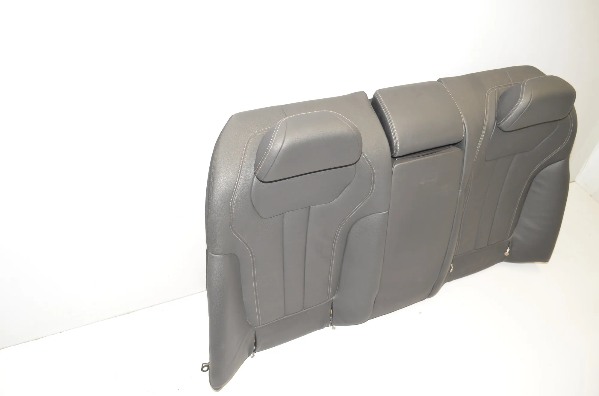 Rear Seat · BMW 7 (G11, G12) 730 d, Ld 2016 – 2
