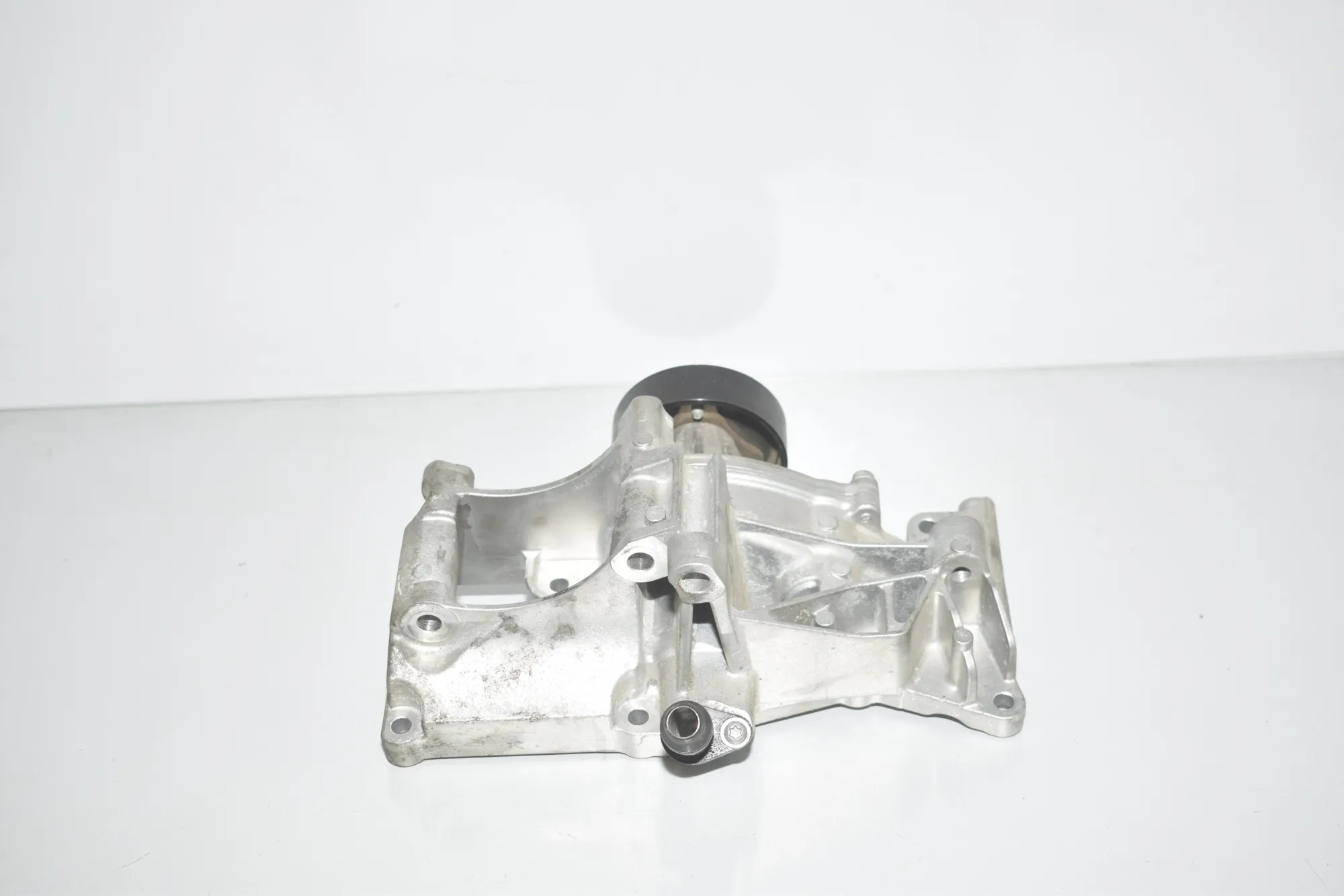 Water Pump – OEM 8575624 · BMW X5 (G05) BMW X5 (G05) xDrive M 50 d 2020 – 3