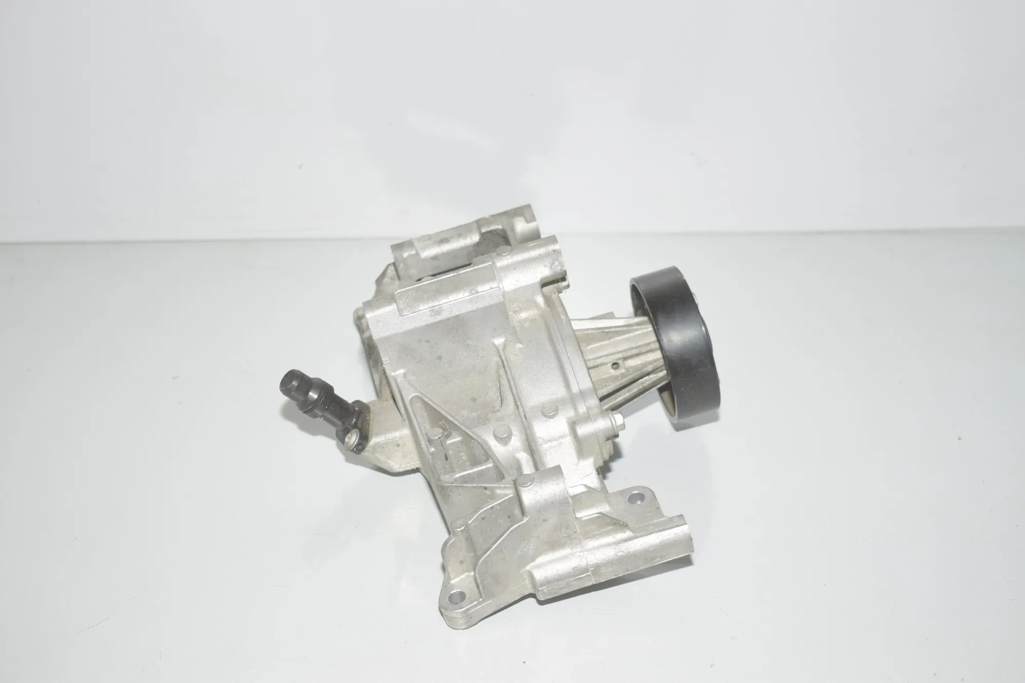 Water Pump – OEM 8575624 · BMW X5 (G05) BMW X5 (G05) xDrive M 50 d 2020 – 2