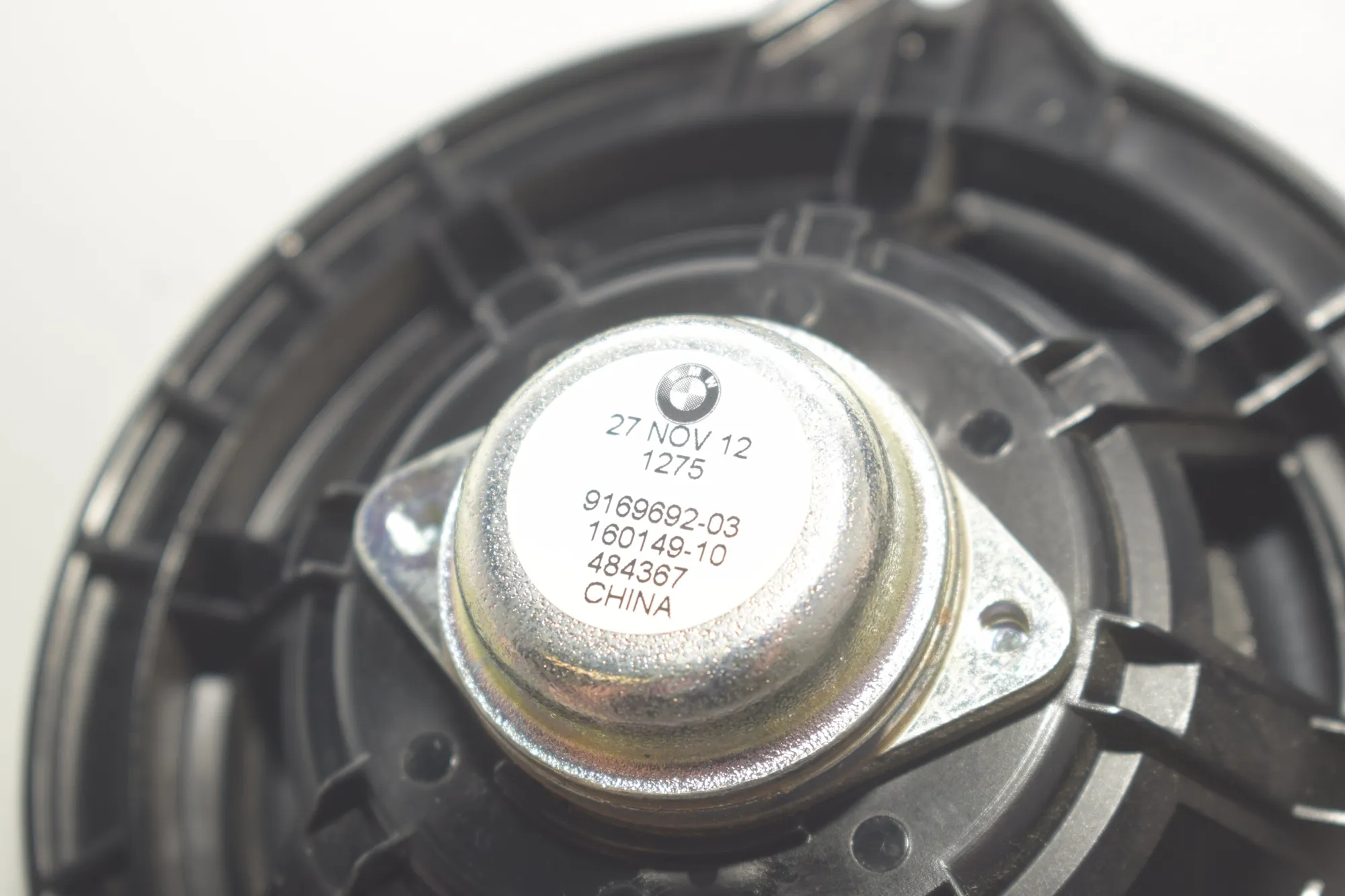 Front Right Door Speaker – OEM 9169692 · BMW 5 Touring (F11) 530 d 2013 – 6