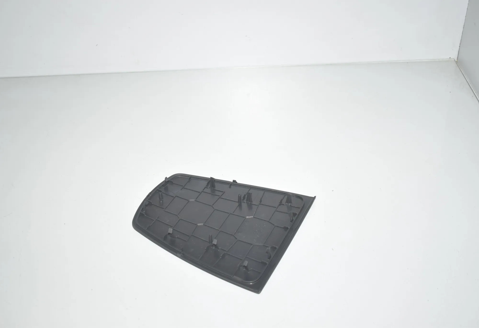 Loudspeaker Cover – OEM 9166643 · BMW 5 Touring (F11) 530 d 2013 – 3