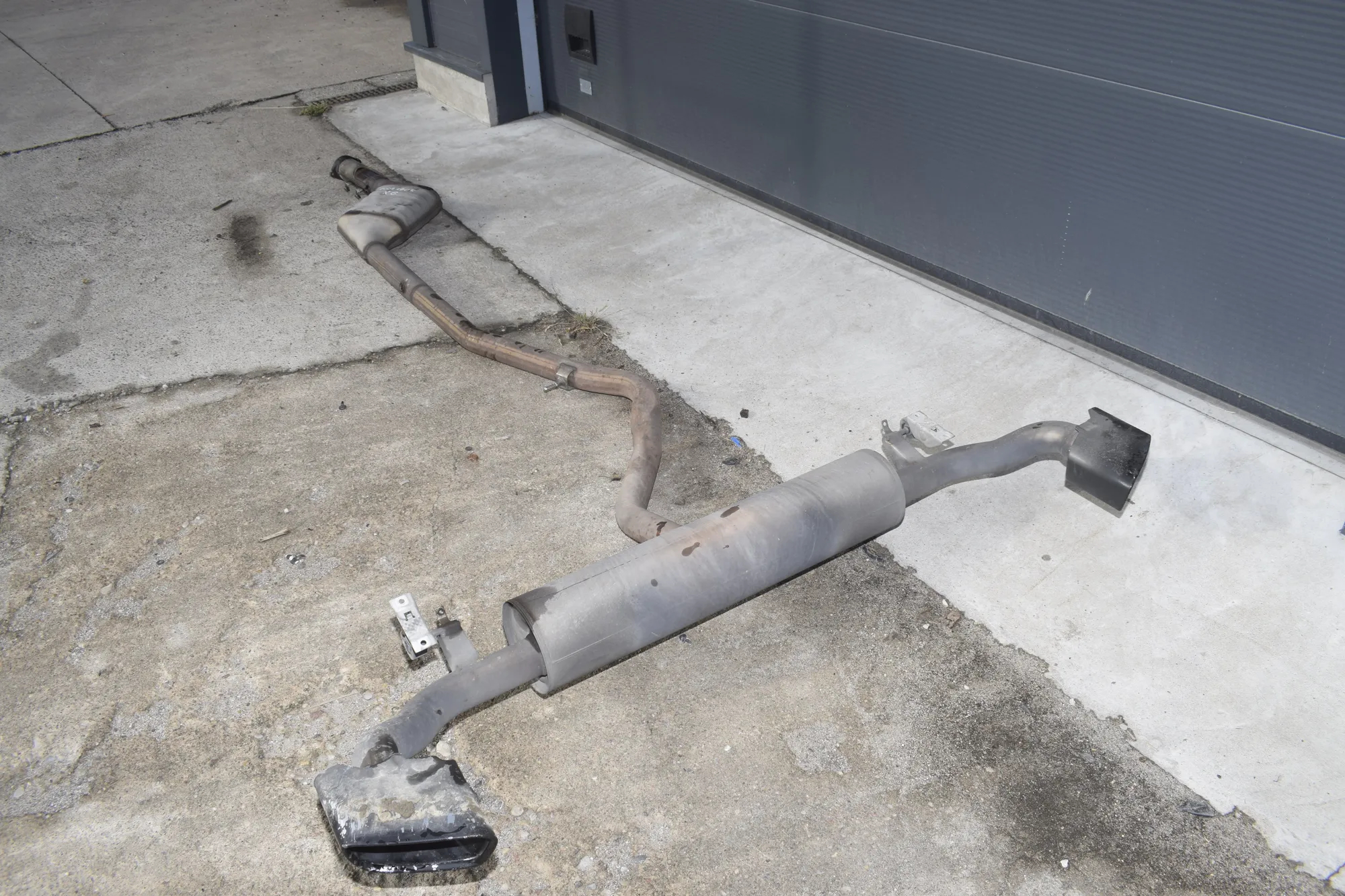 Exhaust – OEM 159824-10 · BMW X6 (F16, F86) xDrive 30 d 2016 – 2
