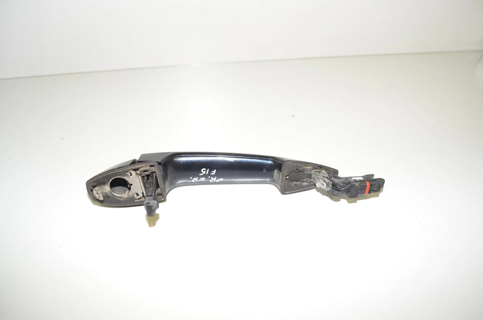 Front Left Door Exterior Handle – OEM 7433843 · BMW X5 (F15, F85) M 50 d 2017 – 2