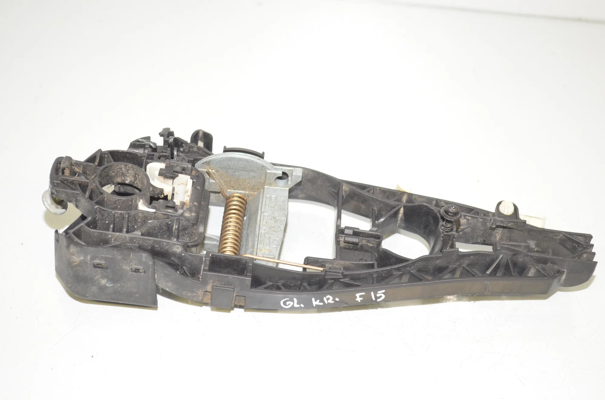 Rear Left Door Interior Handle Frame – OEM 7381873 · BMW X5 (F15, F85) M 50 d 2017