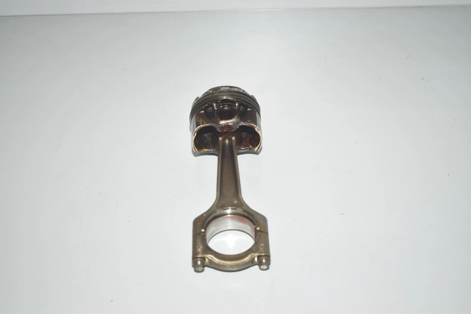 Piston · BMW 3 Touring (G21) BMW 3 Touring (G21) 330 e Plug-in-Hybrid 2020 – 2