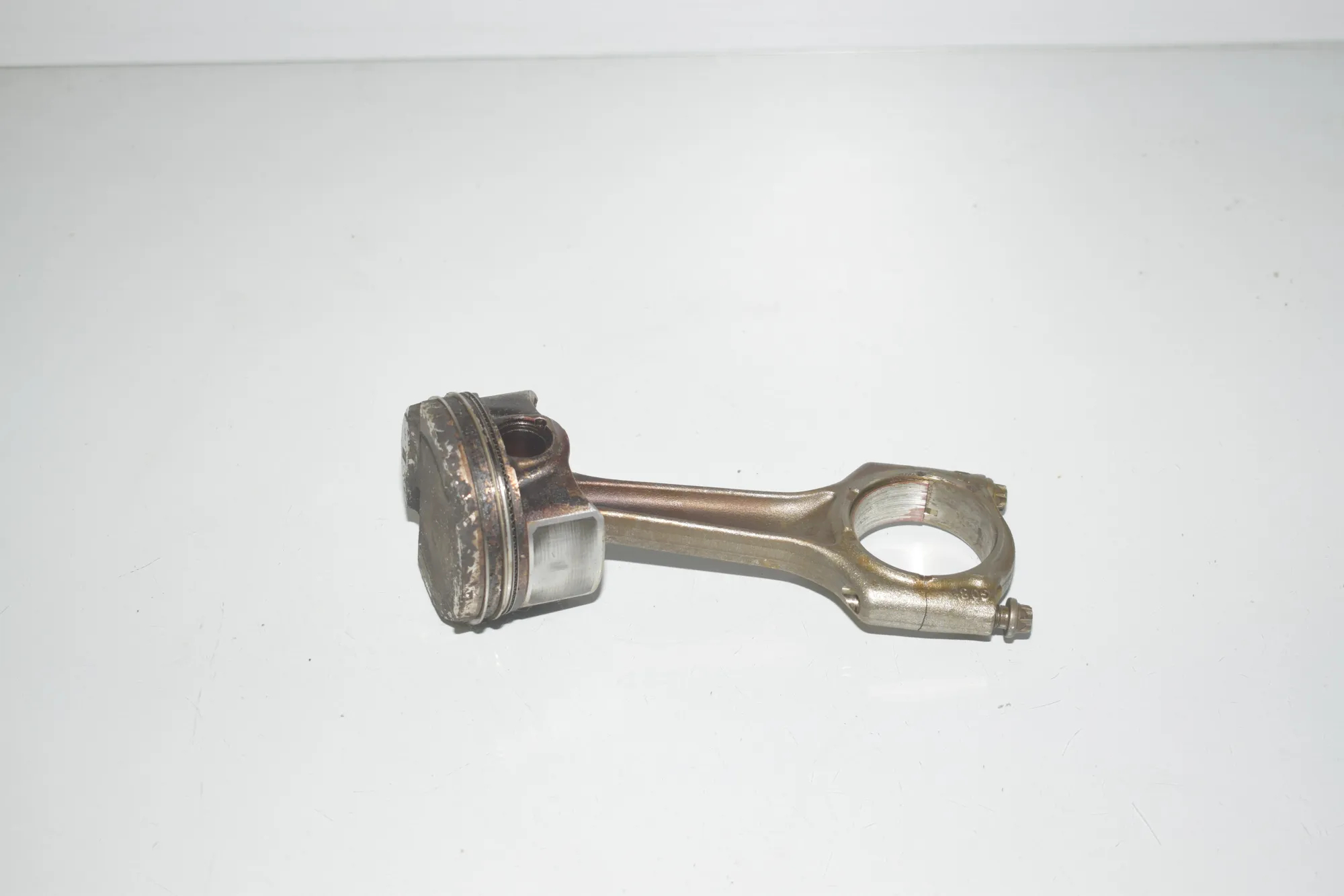Piston · BMW 3 Touring (G21) BMW 3 Touring (G21) 330 e Plug-in-Hybrid 2020 – 2