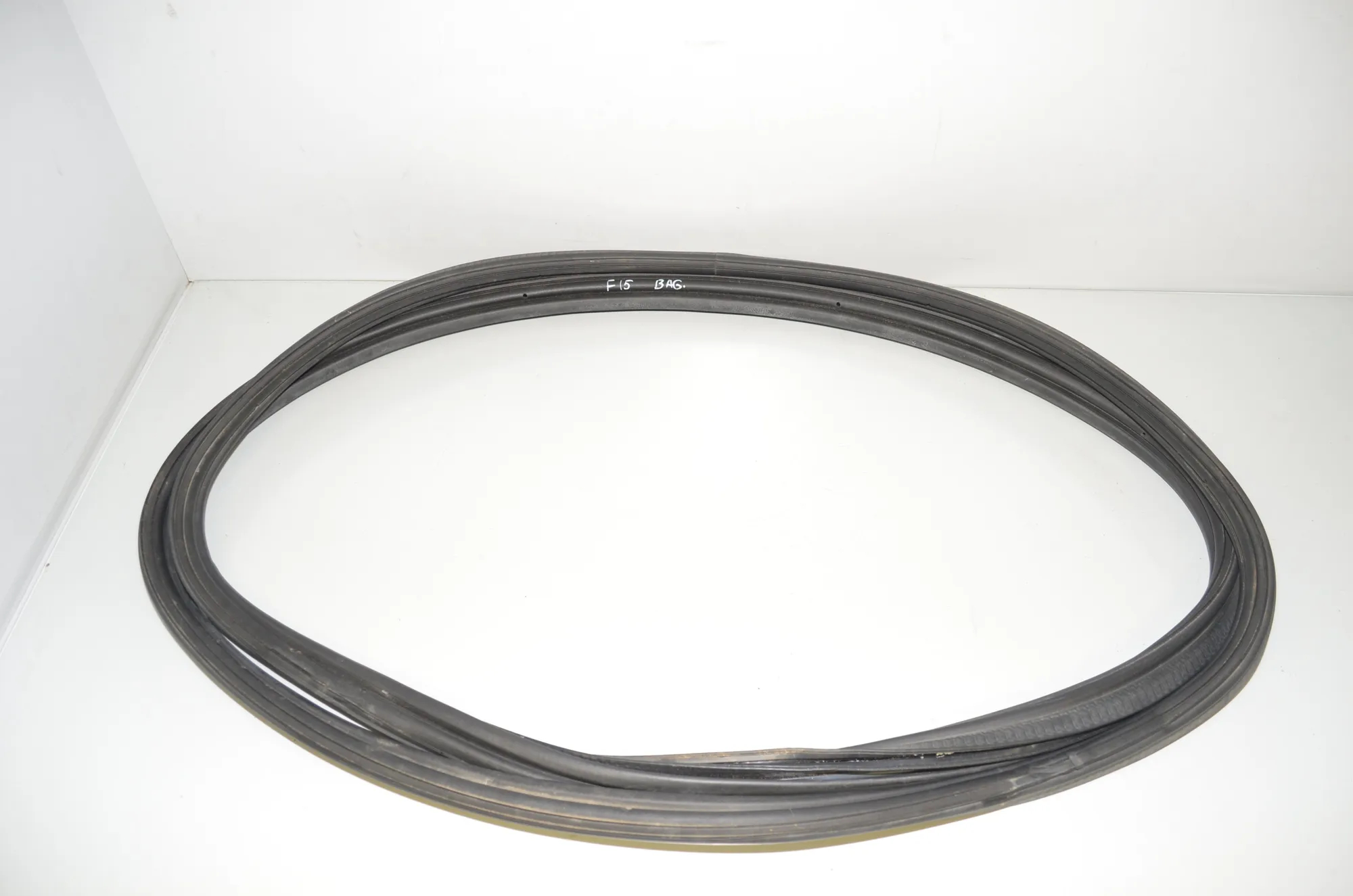 Tailgate Rubber Seal – OEM 7385847 · BMW X5 (F15, F85) M 50 d 2017 – 2