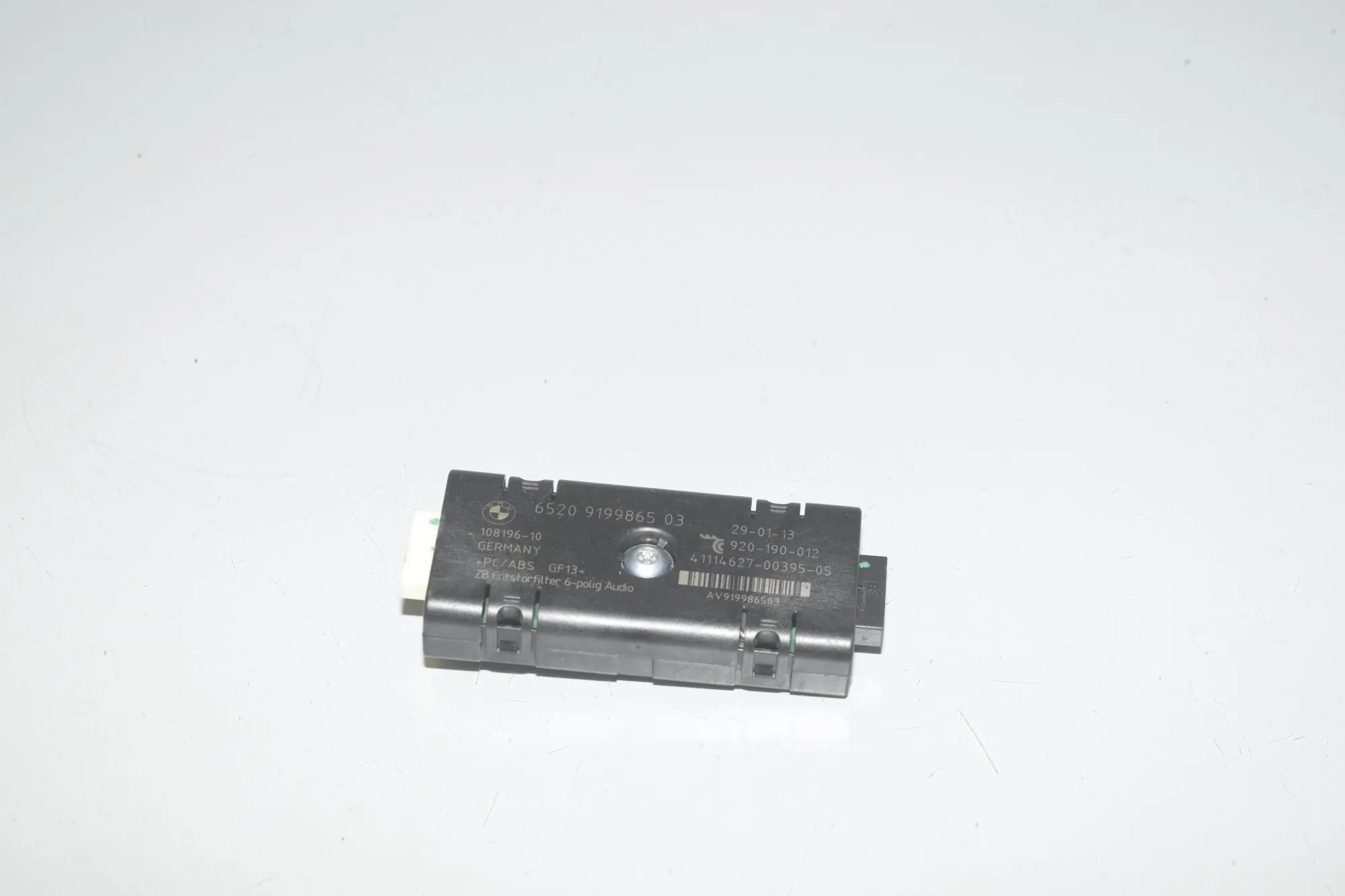 Antenna Amplifier – OEM 9199865 · BMW 5 Touring (F11) 530 d 2013