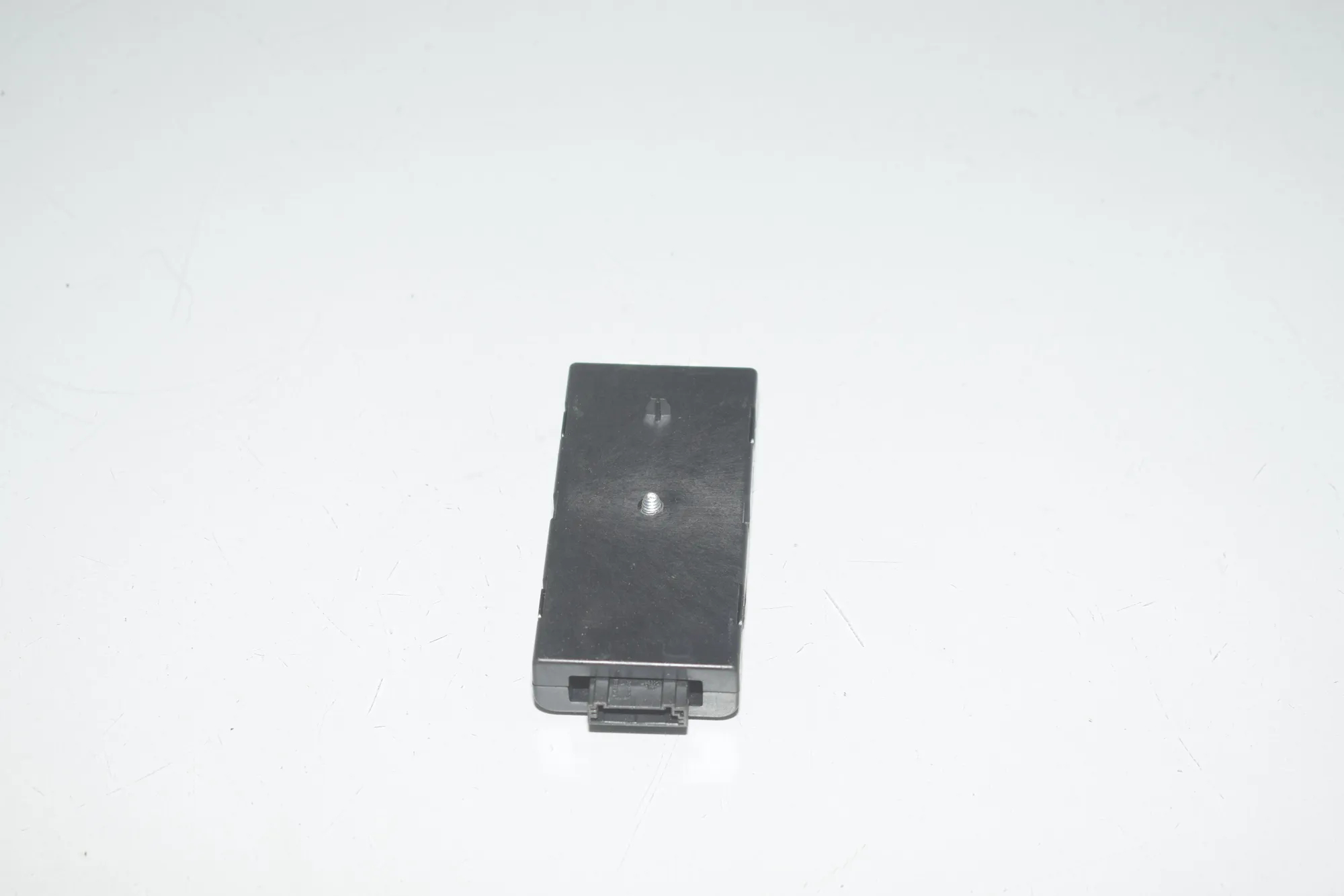 Antenna Amplifier – OEM 9199865 · BMW 5 Touring (F11) 530 d 2013 – 3