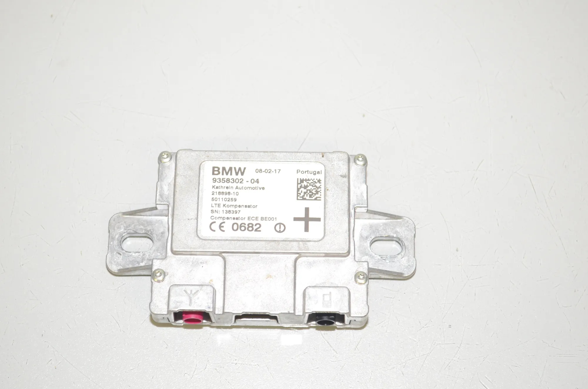 Antenna – OEM 9358302 · BMW X5 (F15, F85) M 50 d 2017