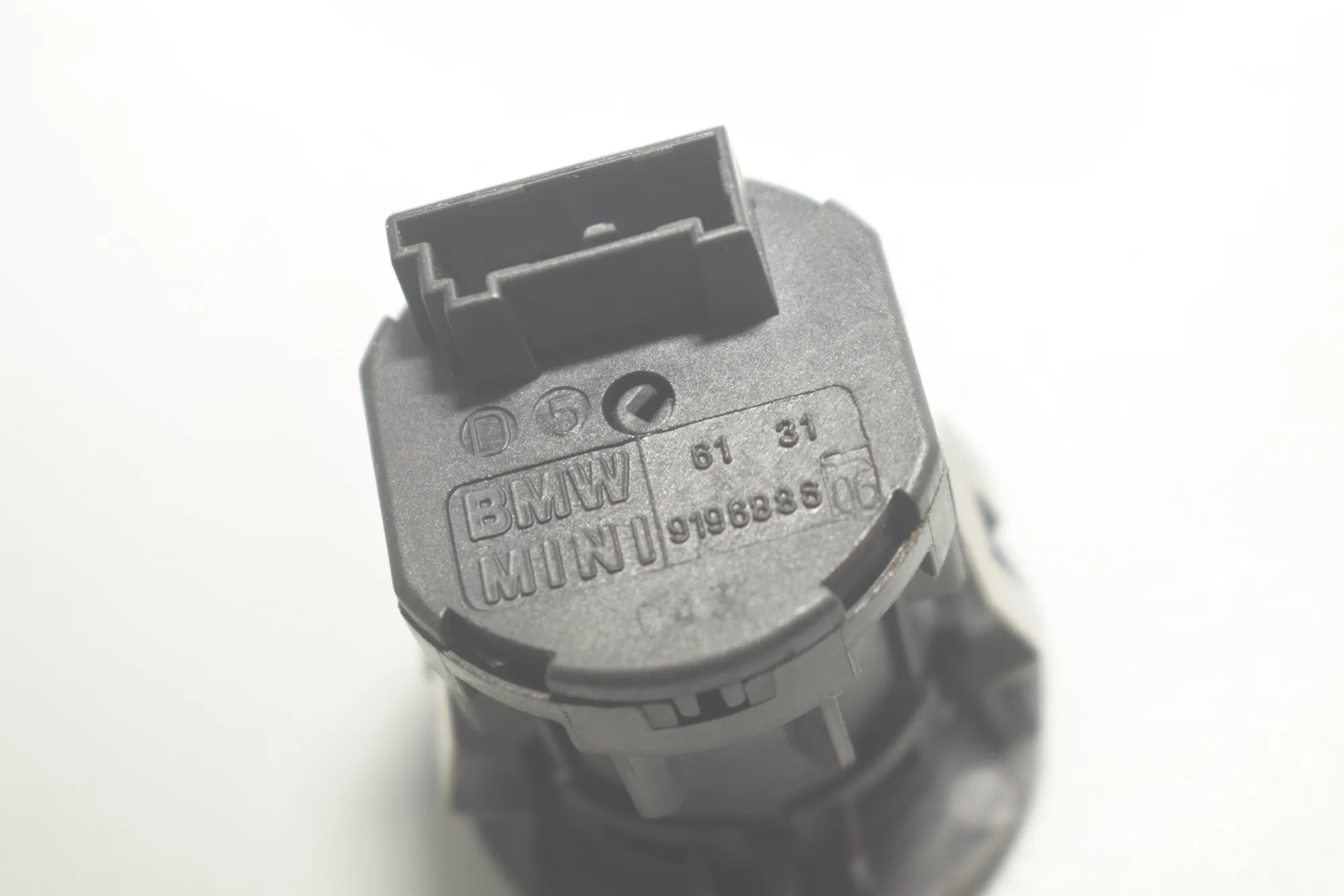 SRS Switch – OEM 9196886 · BMW 5 Touring (F11) 530 d 2013 – 5