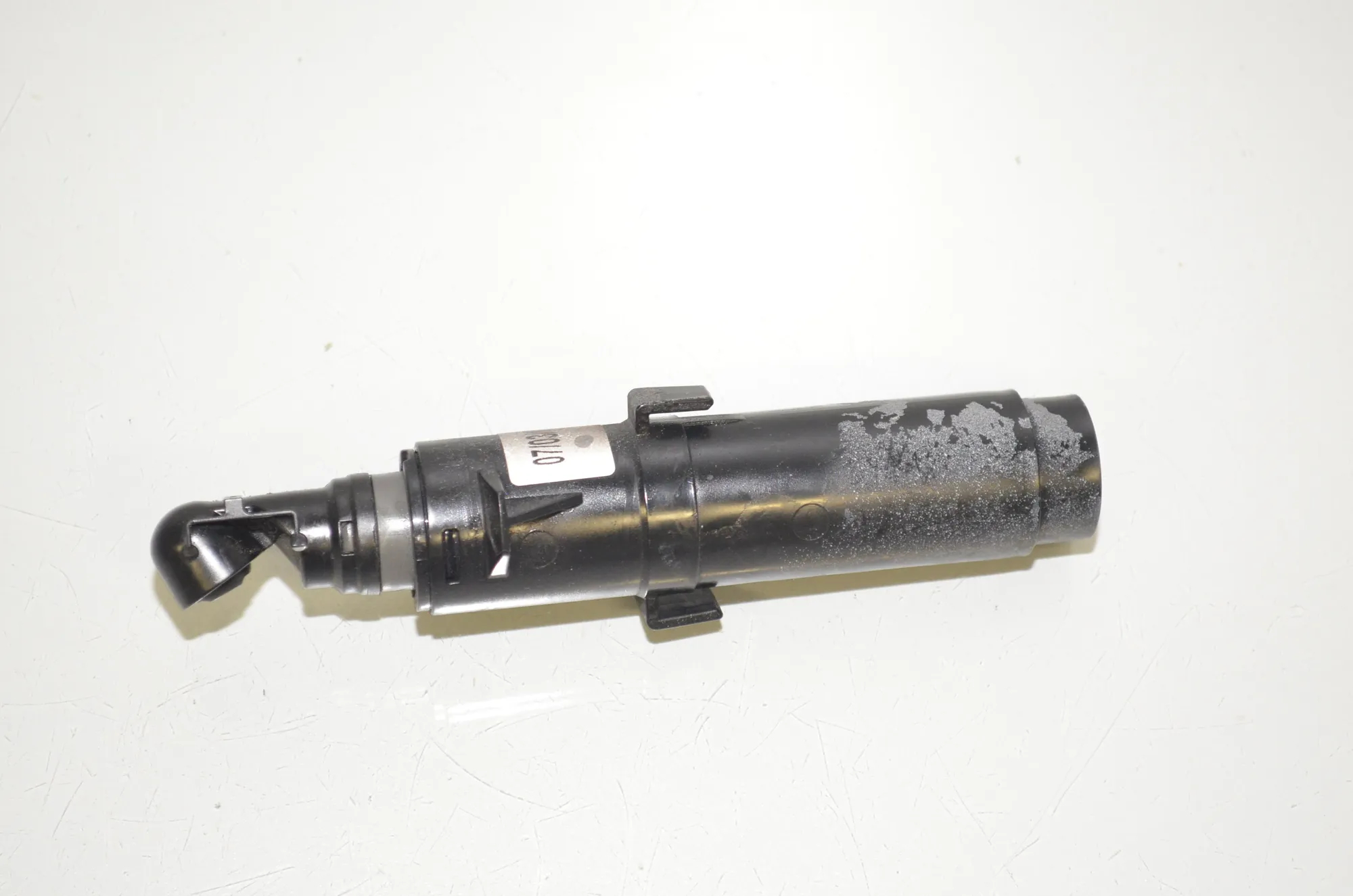 Right Headlight Washer Pump – OEM 7292658 · BMW X5 (F15, F85) M 50 d 2017 – 3