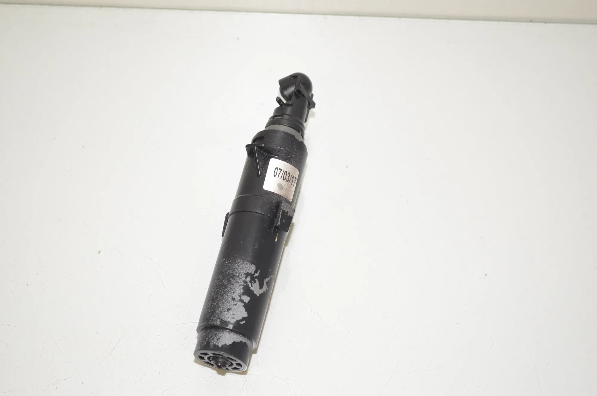 Right Headlight Washer Pump – OEM 7292658 · BMW X5 (F15, F85) M 50 d 2017 – 4