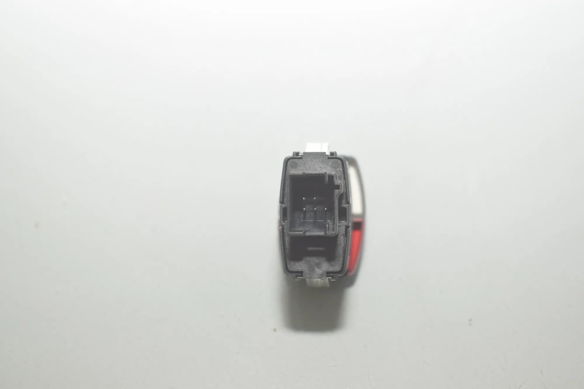 Hazard Button – OEM 9161896 · BMW 5 Touring (F11) 530 d 2013 – 5