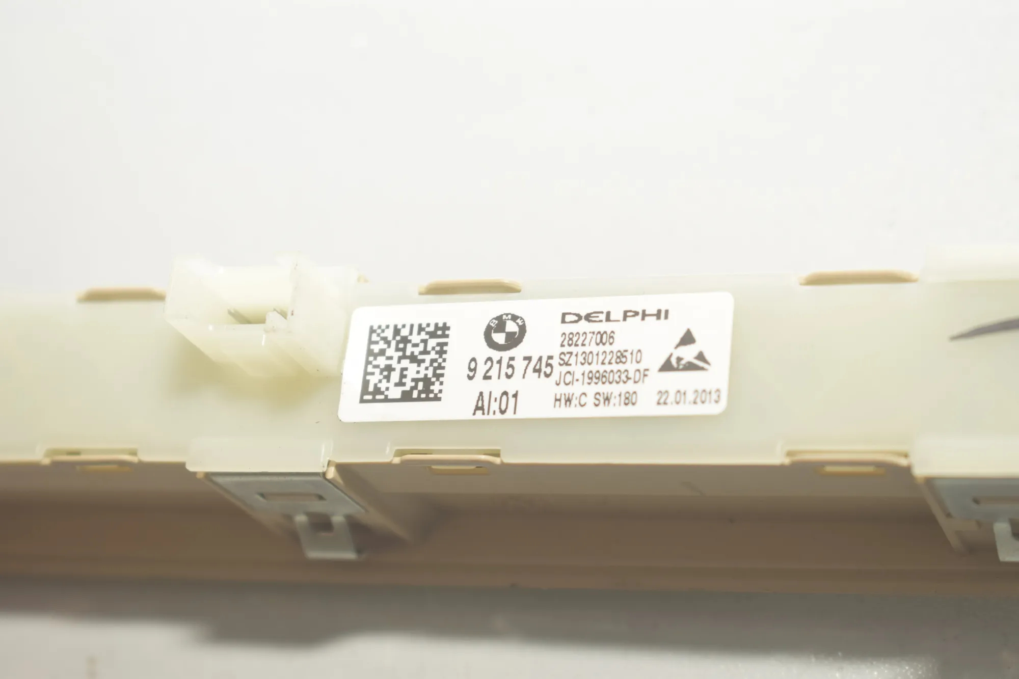 Right Seat Control Buttons – OEM 9215745 · BMW 5 Touring (F11) 530 d 2013 – 5