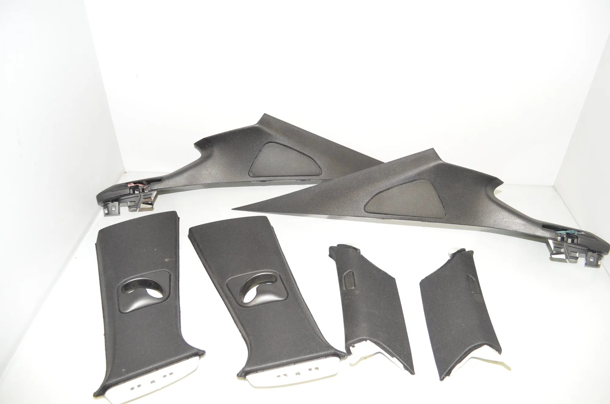 Interior Side Pillars Trim Kit – OEM 7324919 · BMW X6 (F16, F86) xDrive 30 d 2016