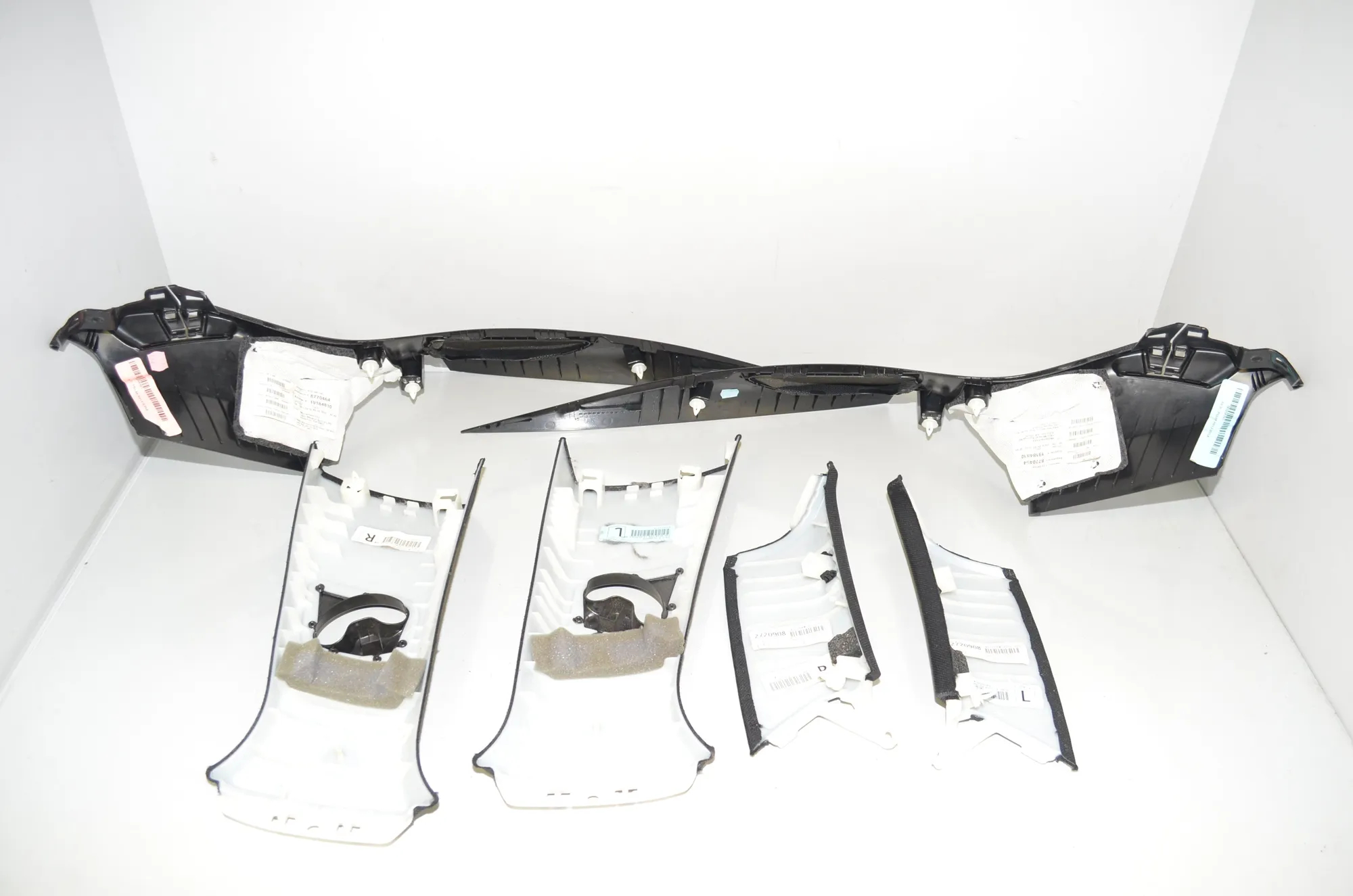 Interior Side Pillars Trim Kit – OEM 7324919 · BMW X6 (F16, F86) xDrive 30 d 2016 – 4