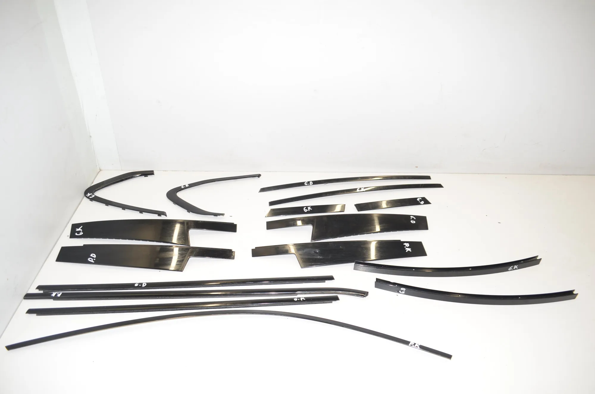 Exterior Trim Kit – OEM 7377891 · BMW X6 (F16, F86) xDrive 30 d 2016 – 10