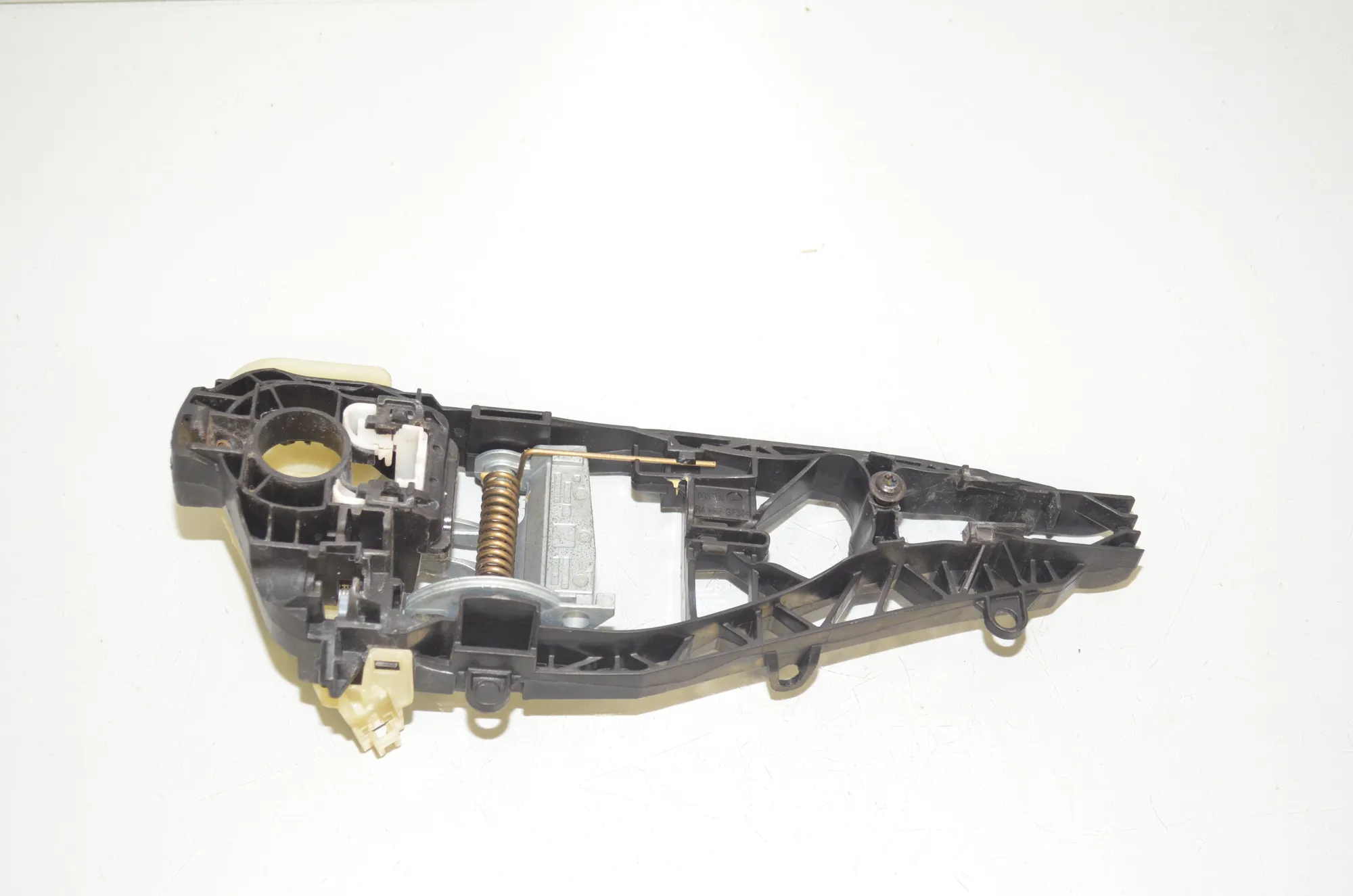 Rear Right Door Interior Handle Frame – OEM 7401212 · BMW X6 (F16, F86) xDrive 30 d 2016 – 3
