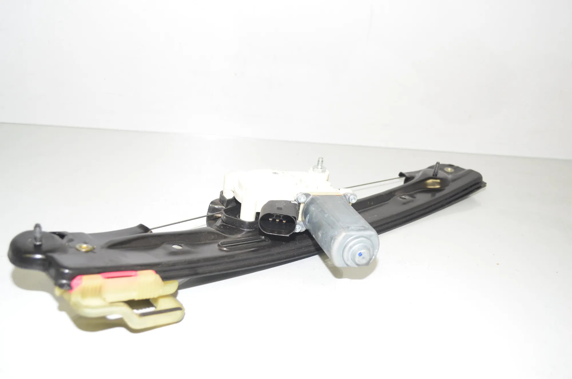 Rear Left Door Window Regulator – OEM 7286487 · BMW X6 (F16, F86) xDrive 30 d 2016 – 4