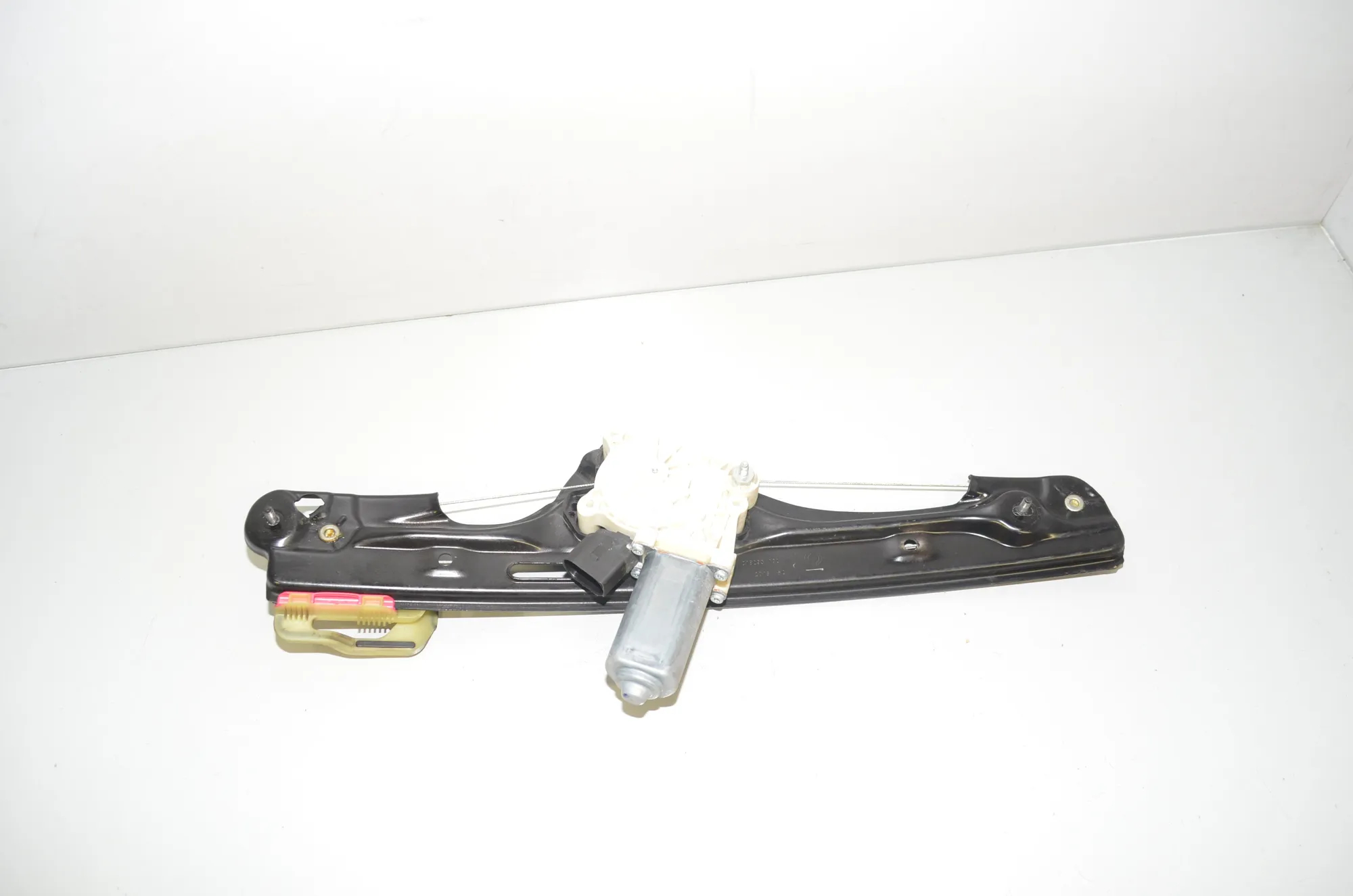 Rear Left Door Window Regulator – OEM 7286487 · BMW X6 (F16, F86) xDrive 30 d 2016 – 2