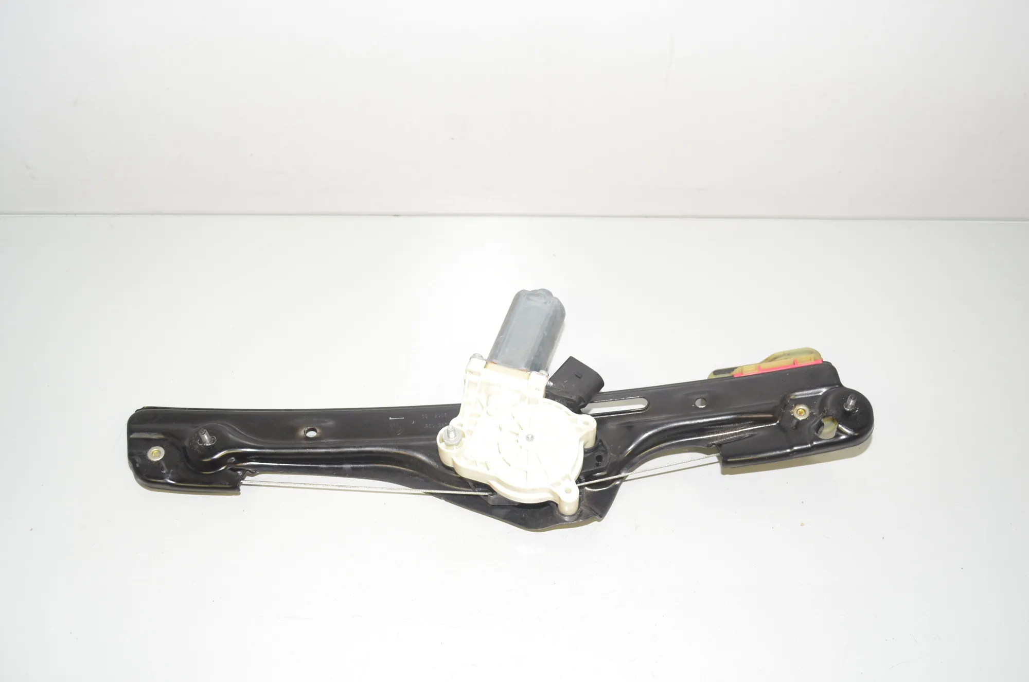 Rear Left Door Window Regulator – OEM 7286487 · BMW X6 (F16, F86) xDrive 30 d 2016