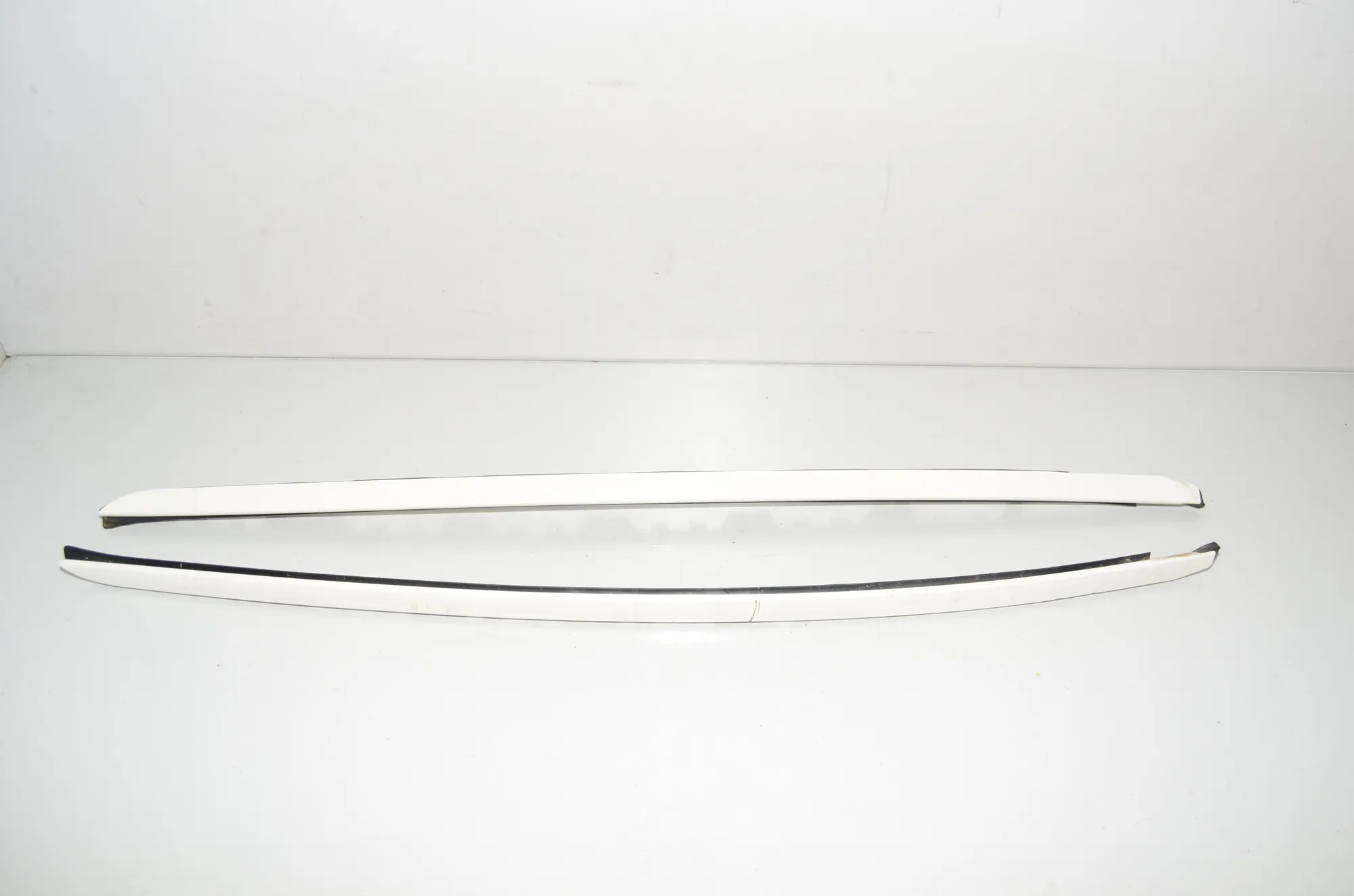 Windshield Left Vertical Trim – OEM 7292407 · BMW X6 (F16, F86) xDrive 30 d 2016