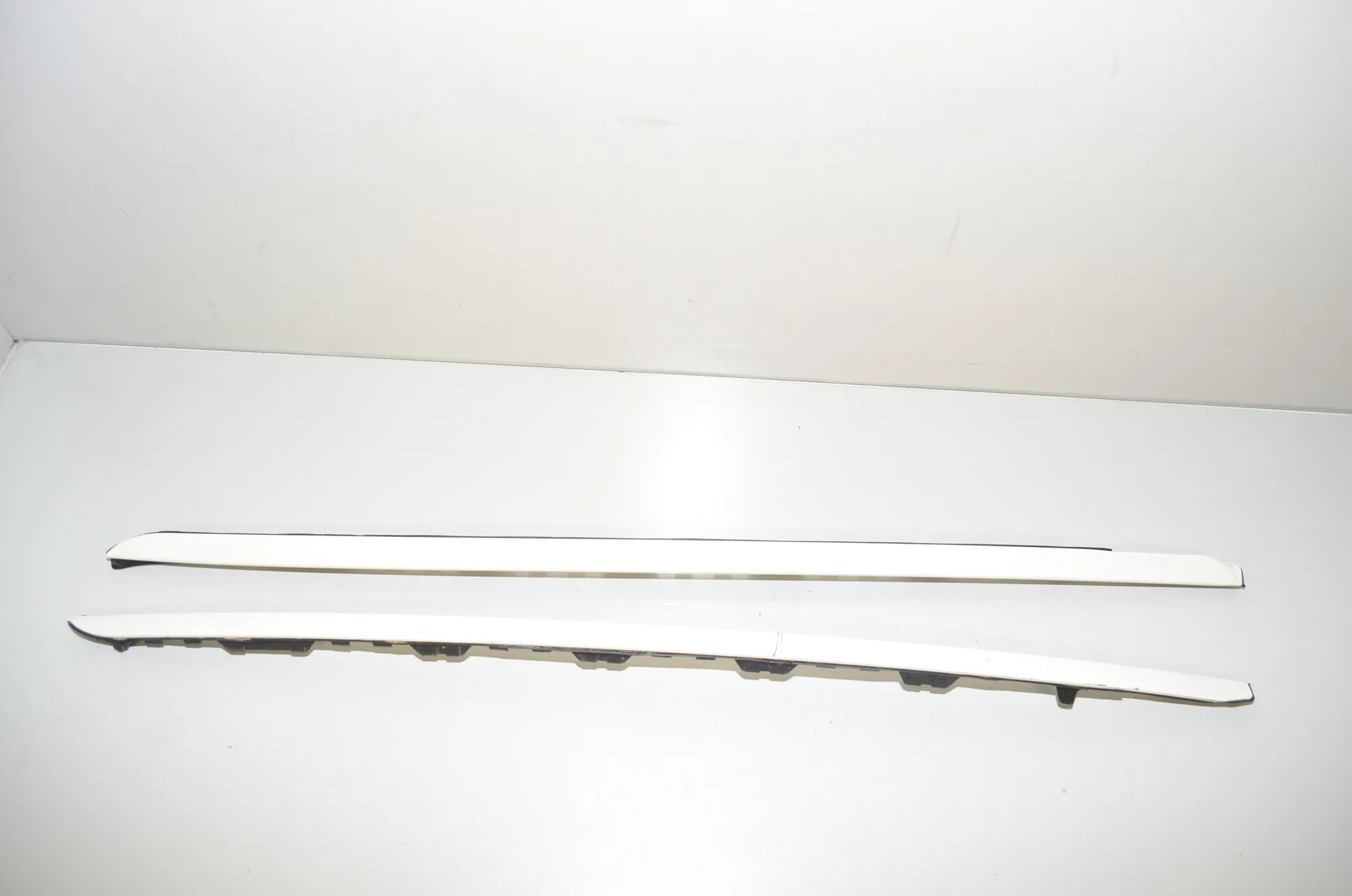 Windshield Left Vertical Trim – OEM 7292407 · BMW X6 (F16, F86) xDrive 30 d 2016 – 2
