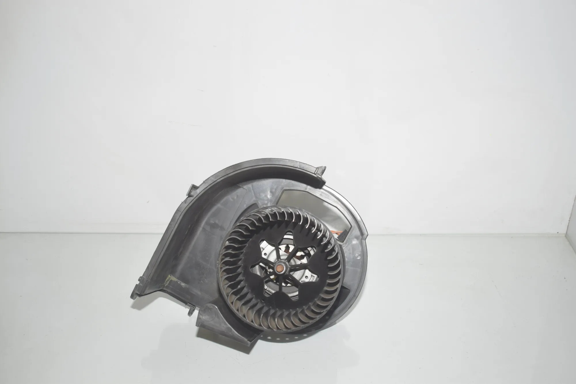 Heater Blower Fan – OEM T1028989C · BMW X6 (F16, F86) xDrive 30 d 2016