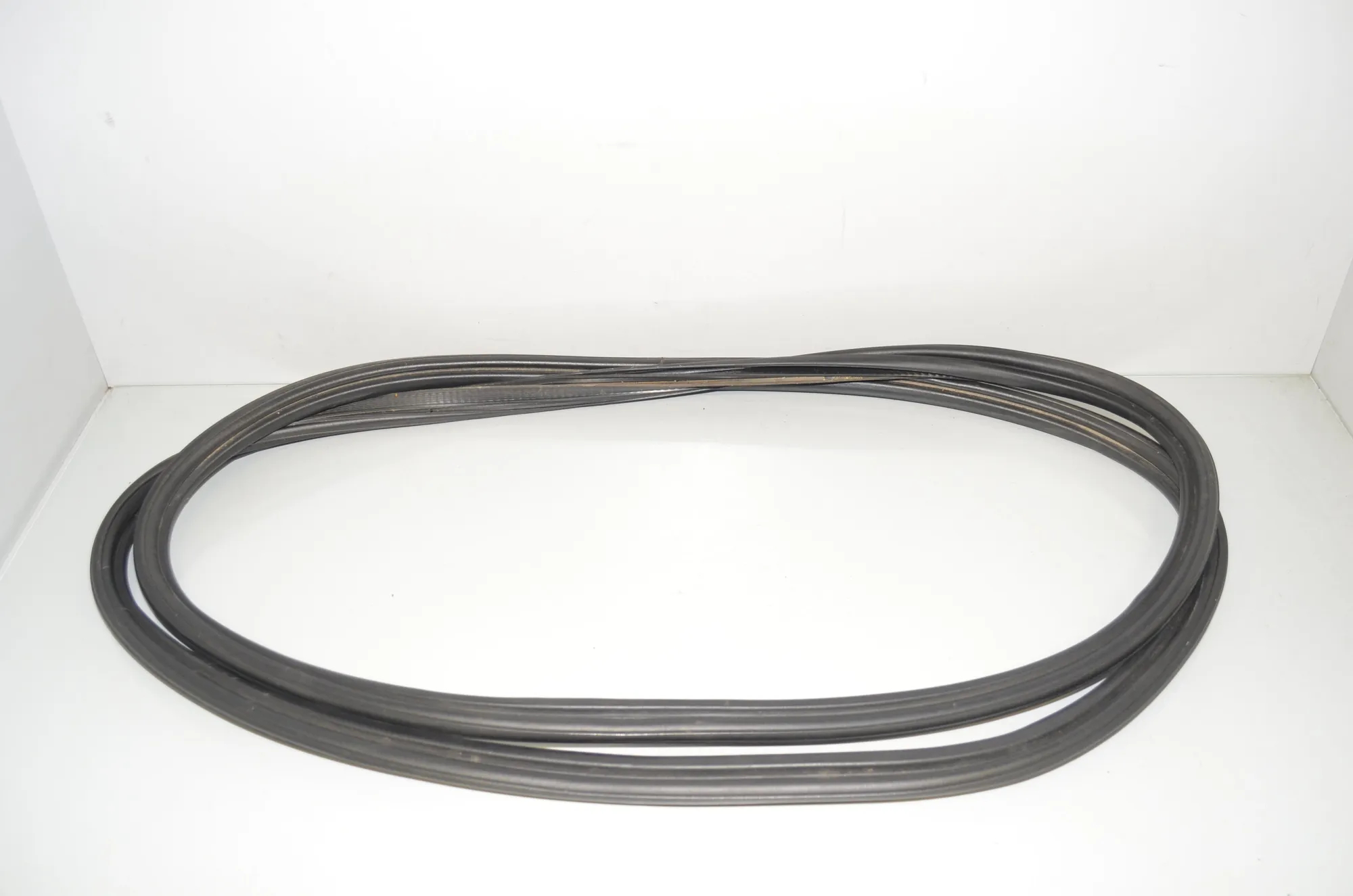 Tailgate Rubber Seal – OEM 7454915 · BMW X6 (F16, F86) xDrive 30 d 2016 – 3