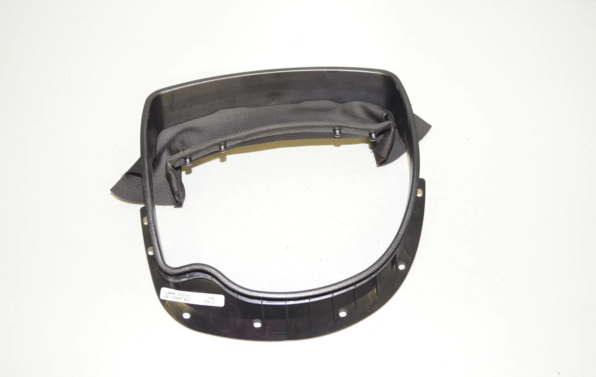Steering Mechanism Trim – OEM 9353131 · BMW 2 Cabrio (F23) 220 d 2015