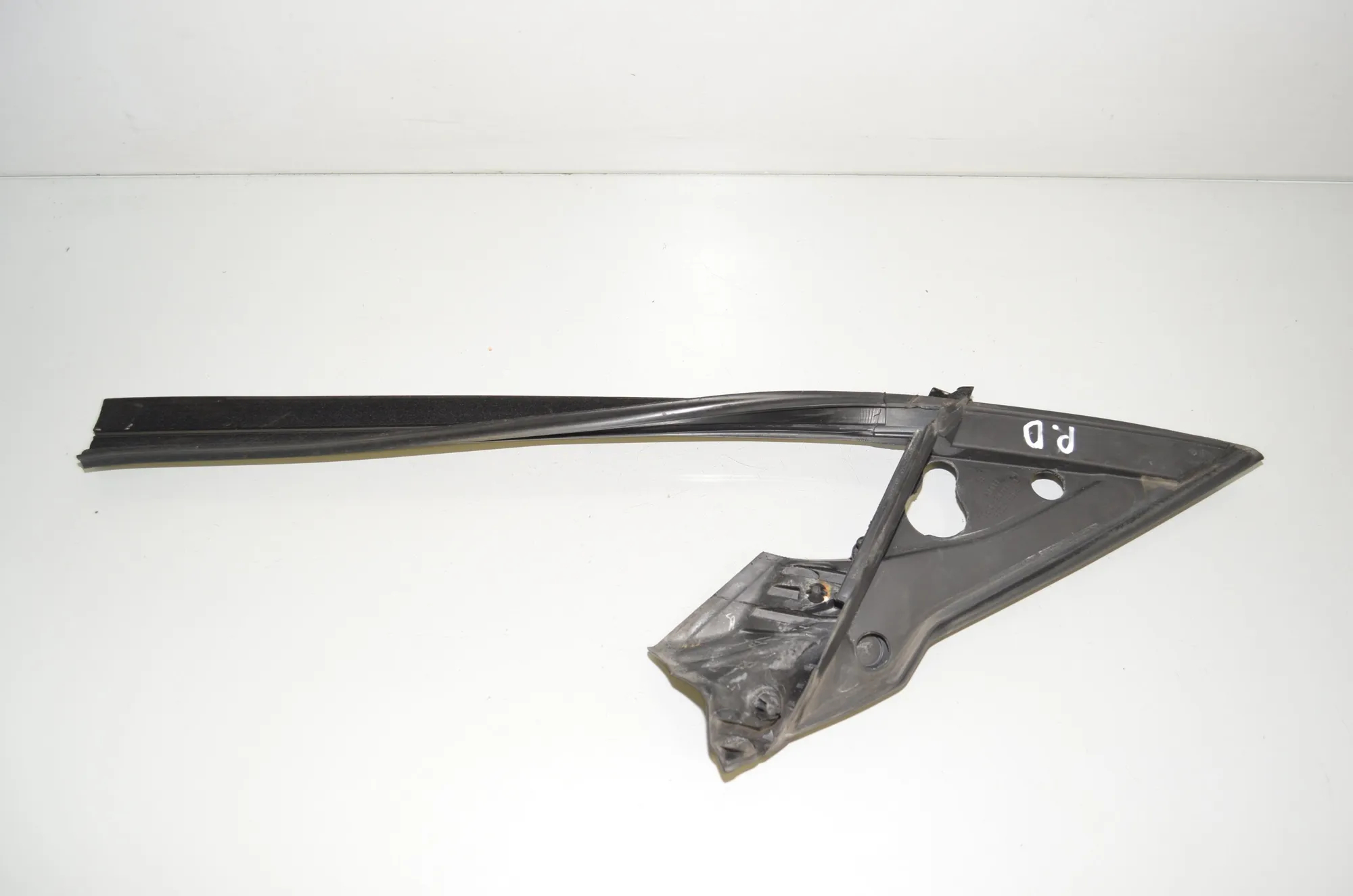 Front Right Door Seal Rubber – OEM 7268420 · BMW 2 Cabrio (F23) 220 d 2015 – 2