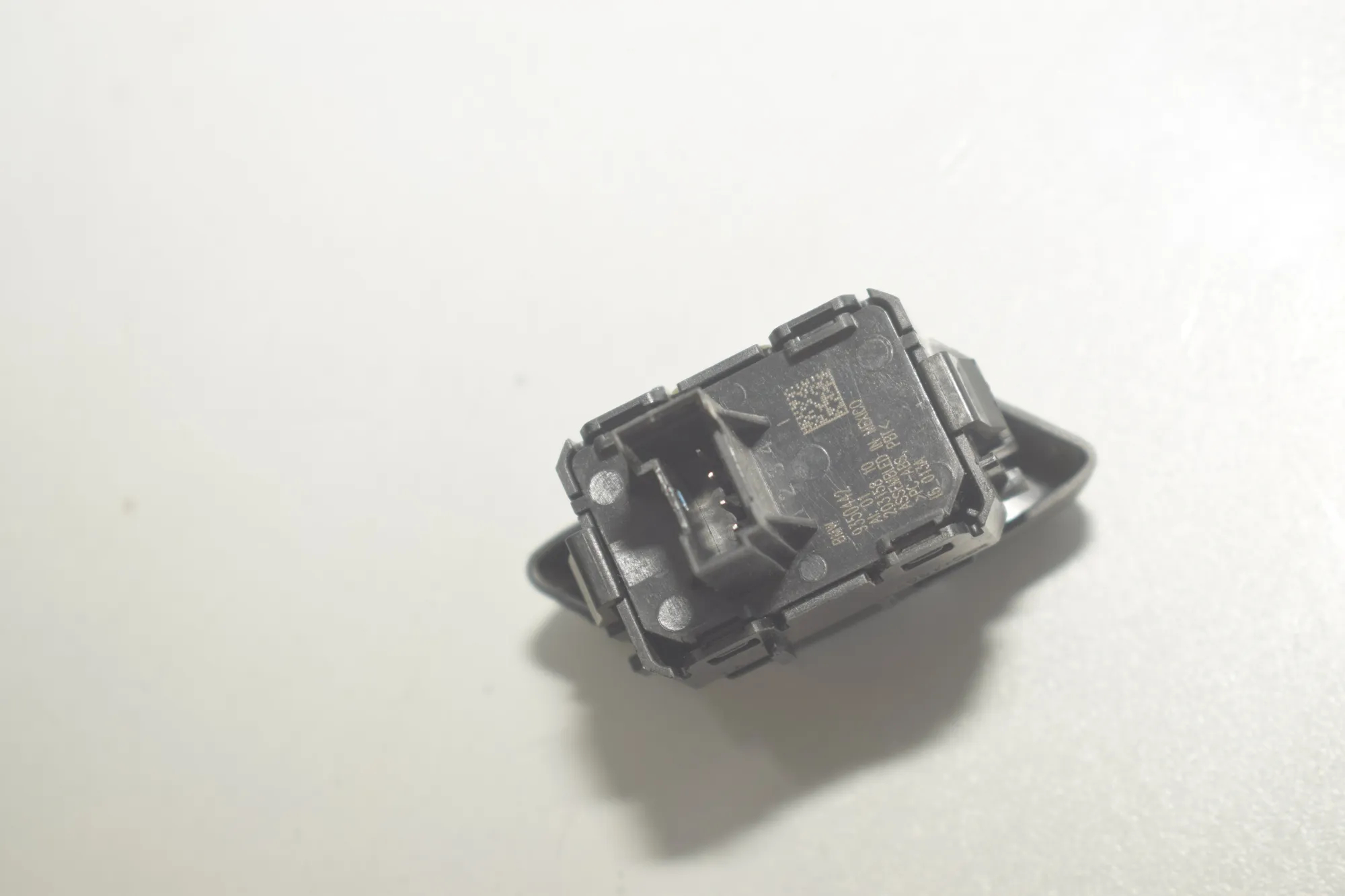 Central Locking Switch – OEM 9350442 · BMW X6 (F16, F86) xDrive 30 d 2016 – 4