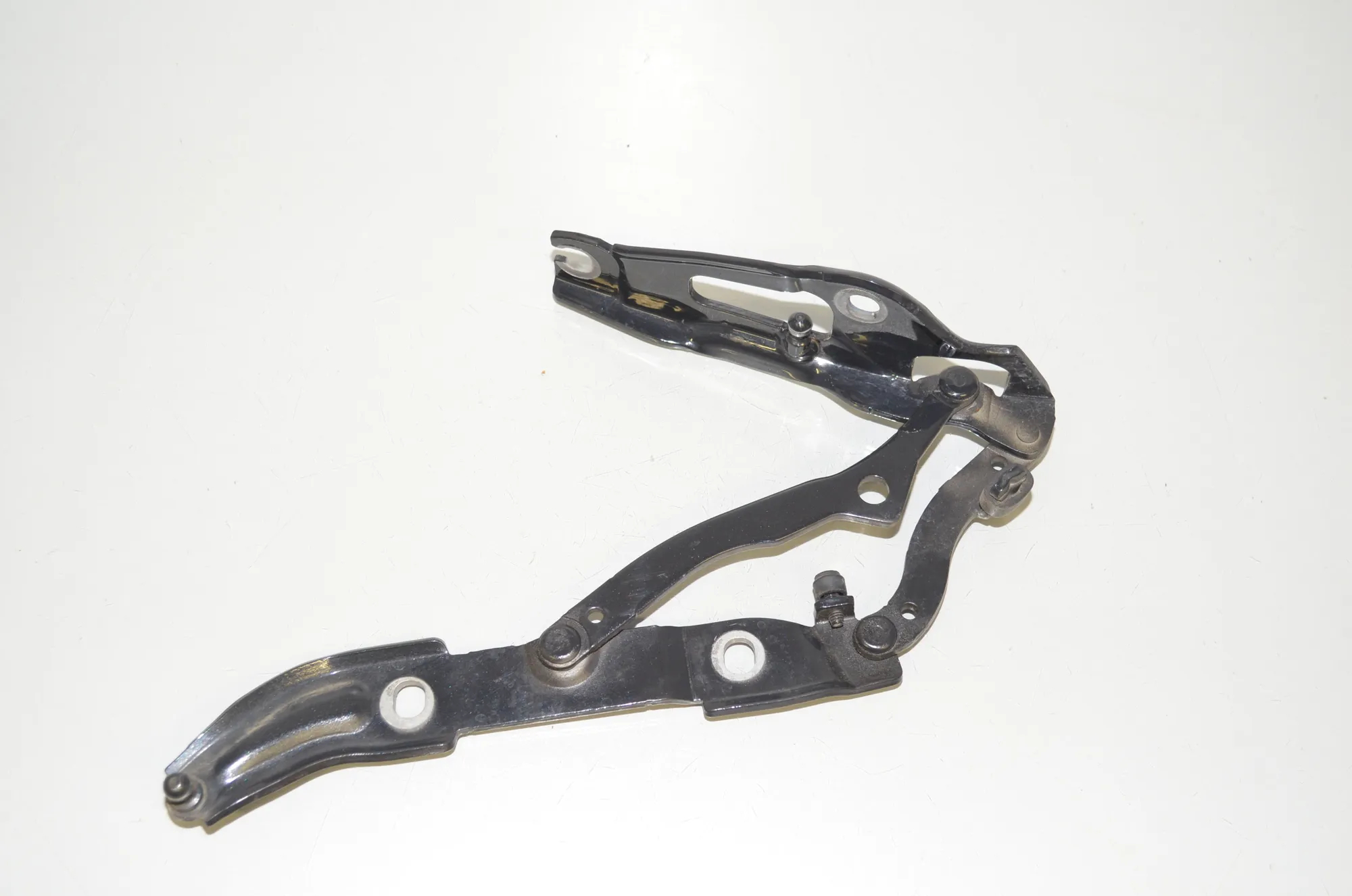 Left Side Bootlid Hinge – OEM 7304557 · BMW 2 Cabrio (F23) 220 d 2015 – 2