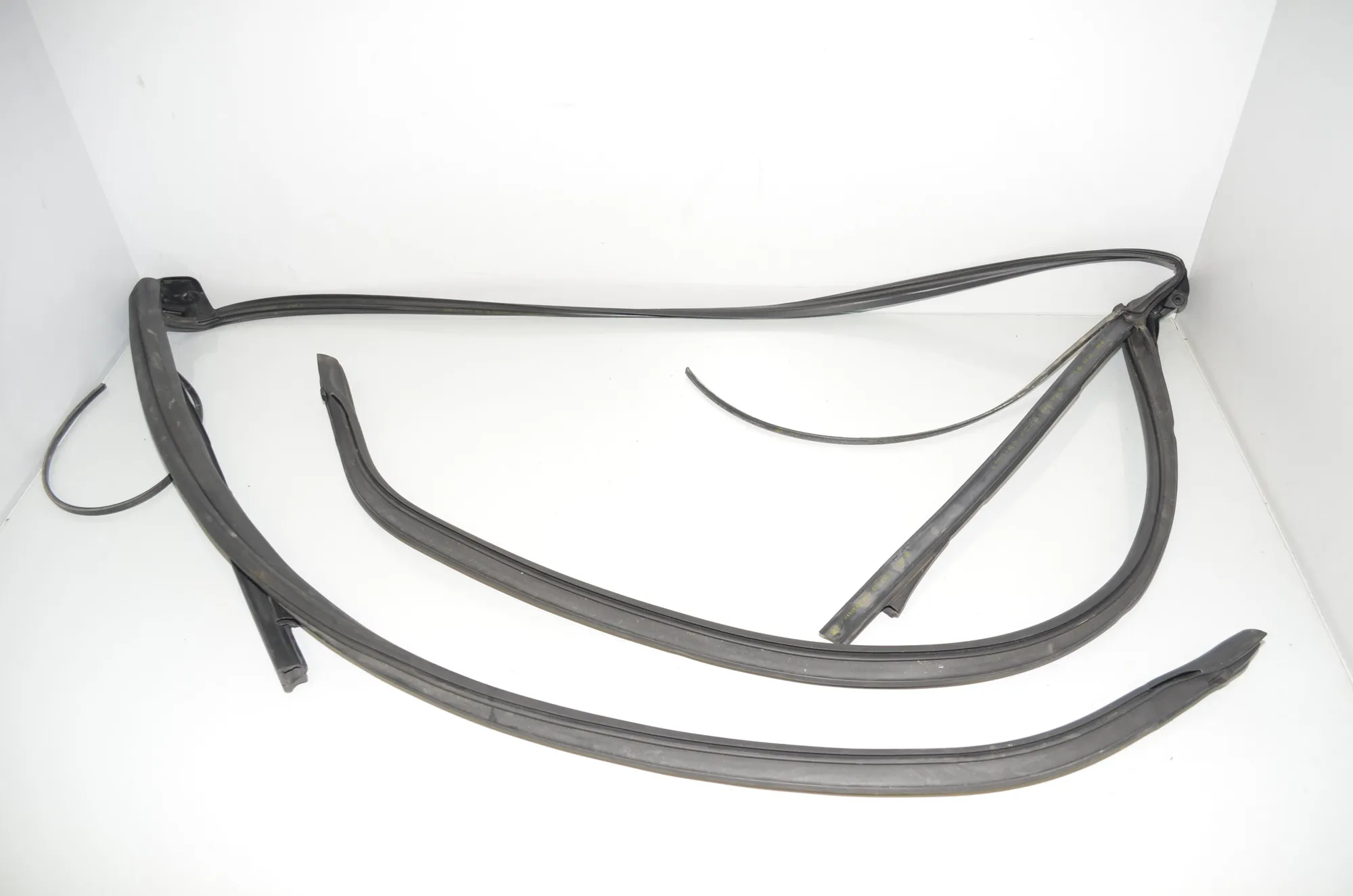 Other Body Parts – OEM 7267929 · BMW 2 Cabrio (F23) 220 d 2015
