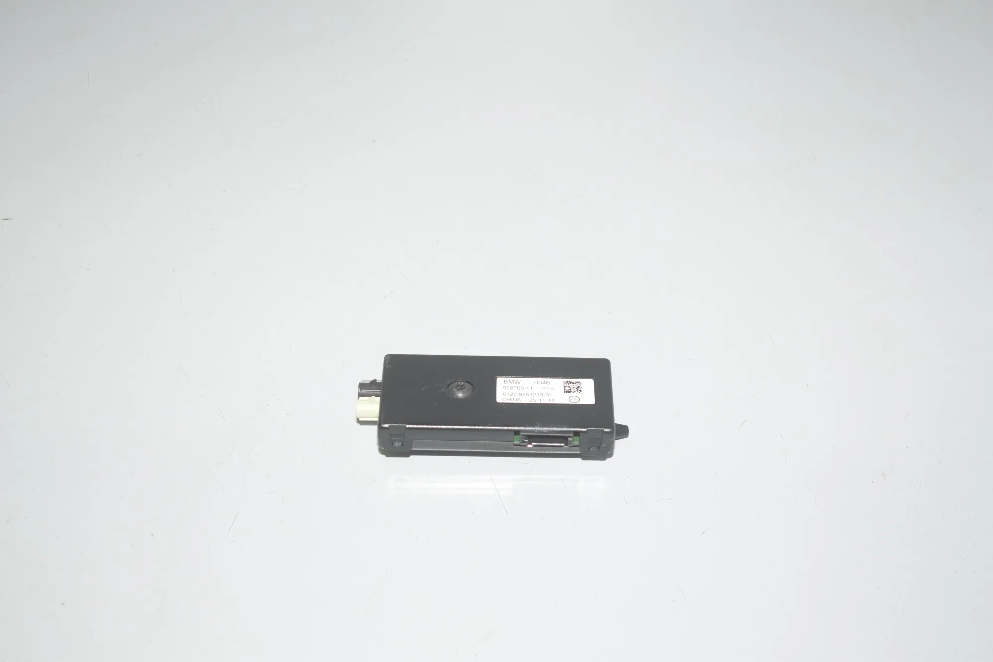 Antenna – OEM 9353213 · BMW X6 (F16, F86) xDrive 30 d 2016