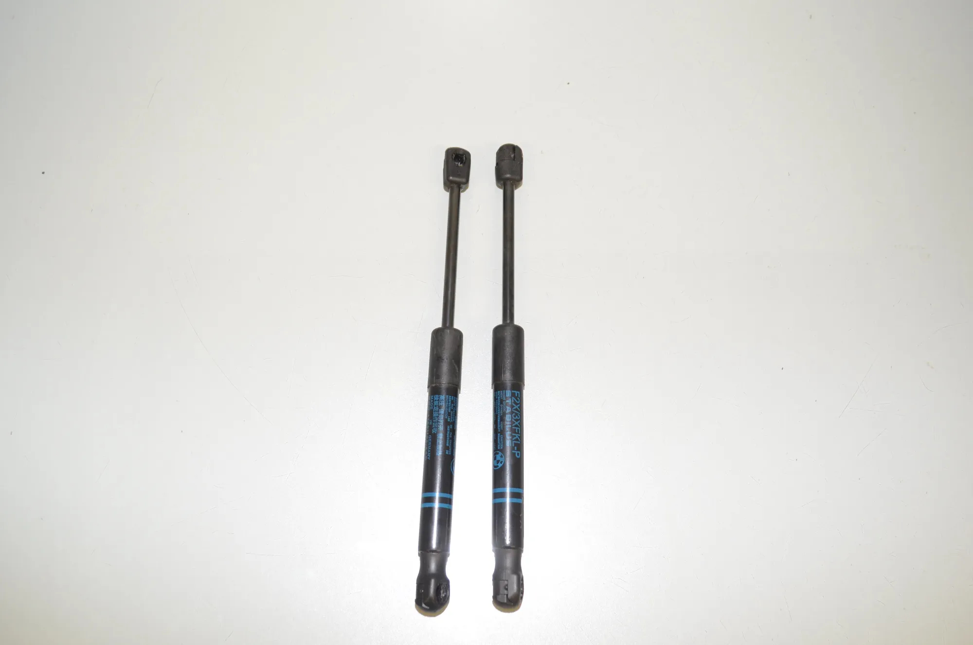 Front Left Bonnet Strut – OEM 7239233 · BMW 2 Cabrio (F23) 220 d 2015 – 3