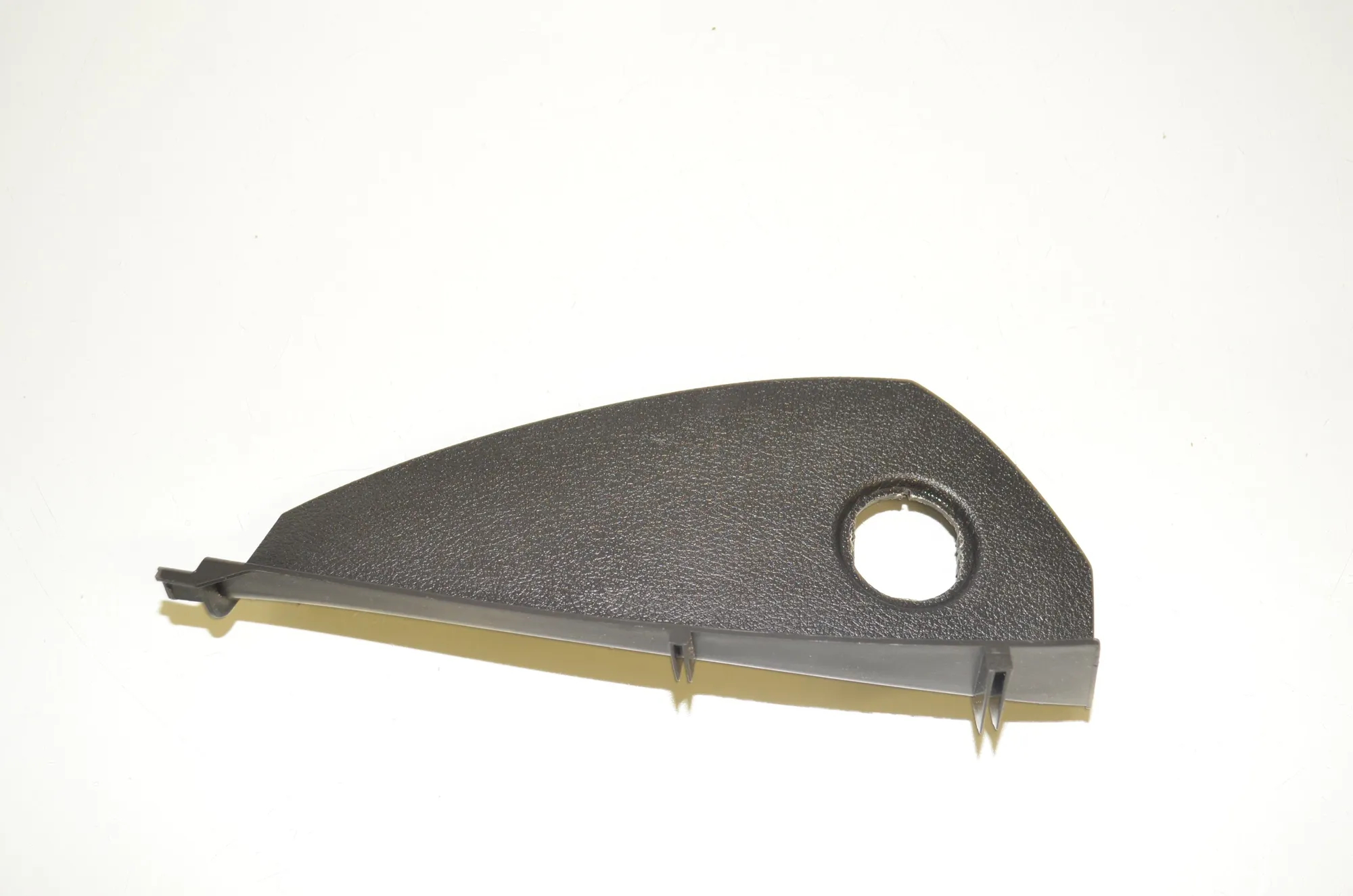Dashboard Side Trim – OEM 9227102 · BMW 2 Cabrio (F23) 220 d 2015 – 2