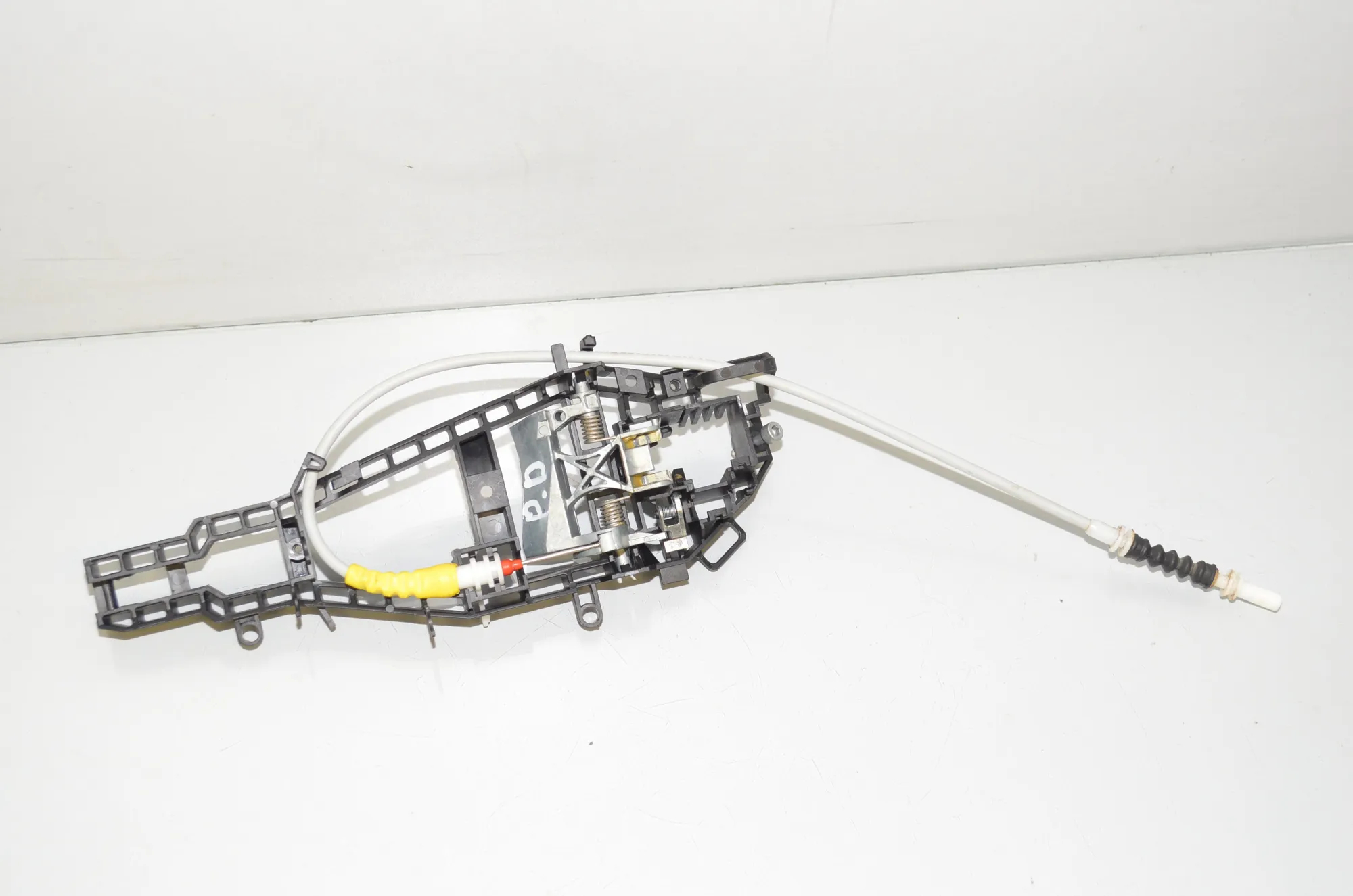 Front Right Door Interior Handle Frame – OEM 7242568 · BMW 2 Cabrio (F23) 220 d 2015 – 4