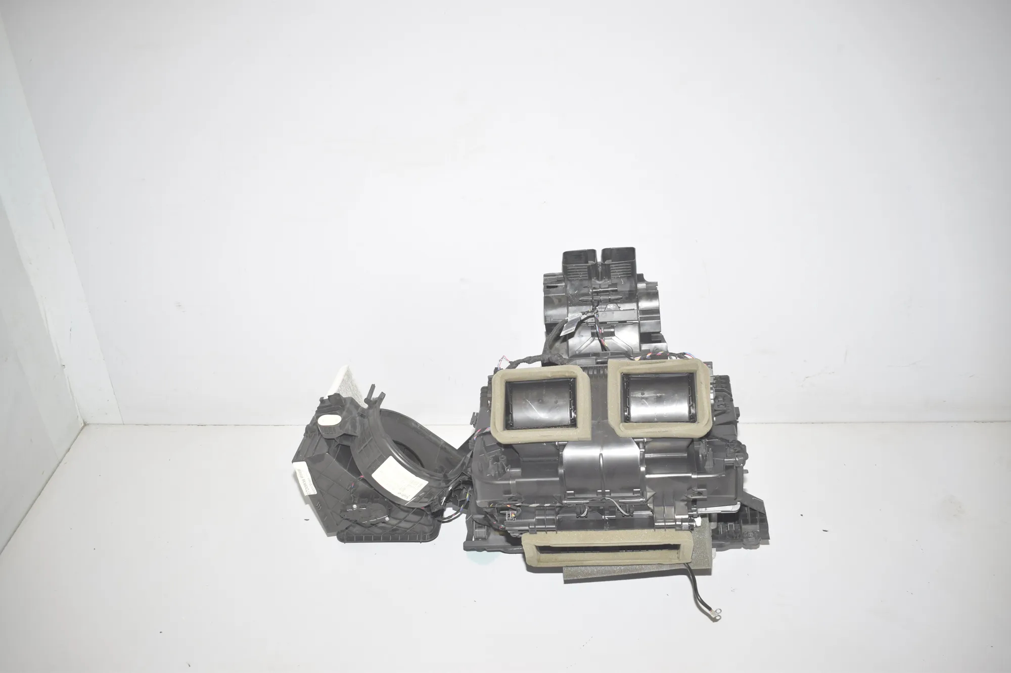 Interior Heater – OEM 9291189 · BMW X6 (F16, F86) xDrive 30 d 2016