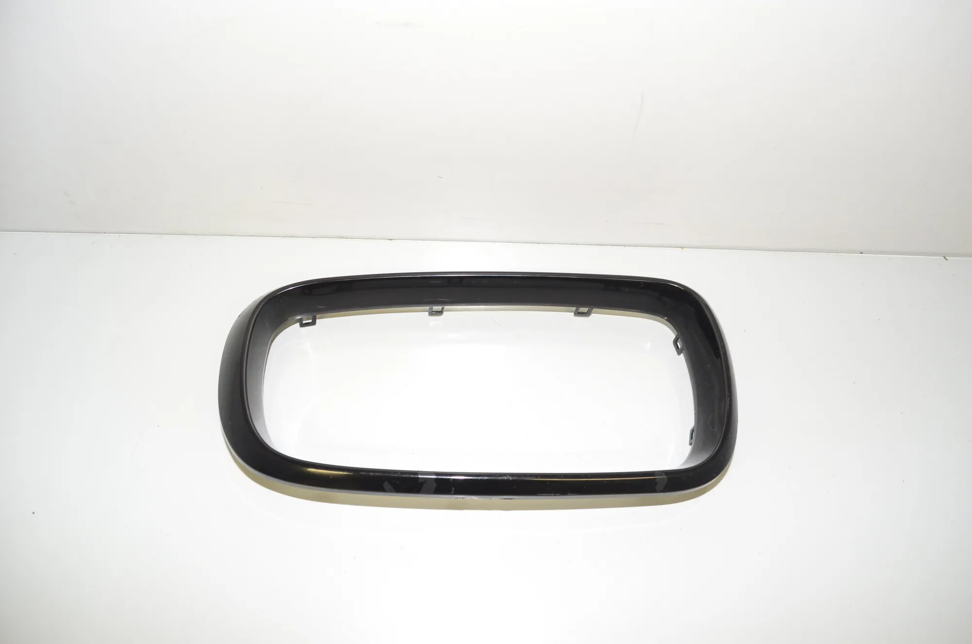 Front Upper Grill – OEM 7373690 · BMW X6 (F16, F86) xDrive 30 d 2016