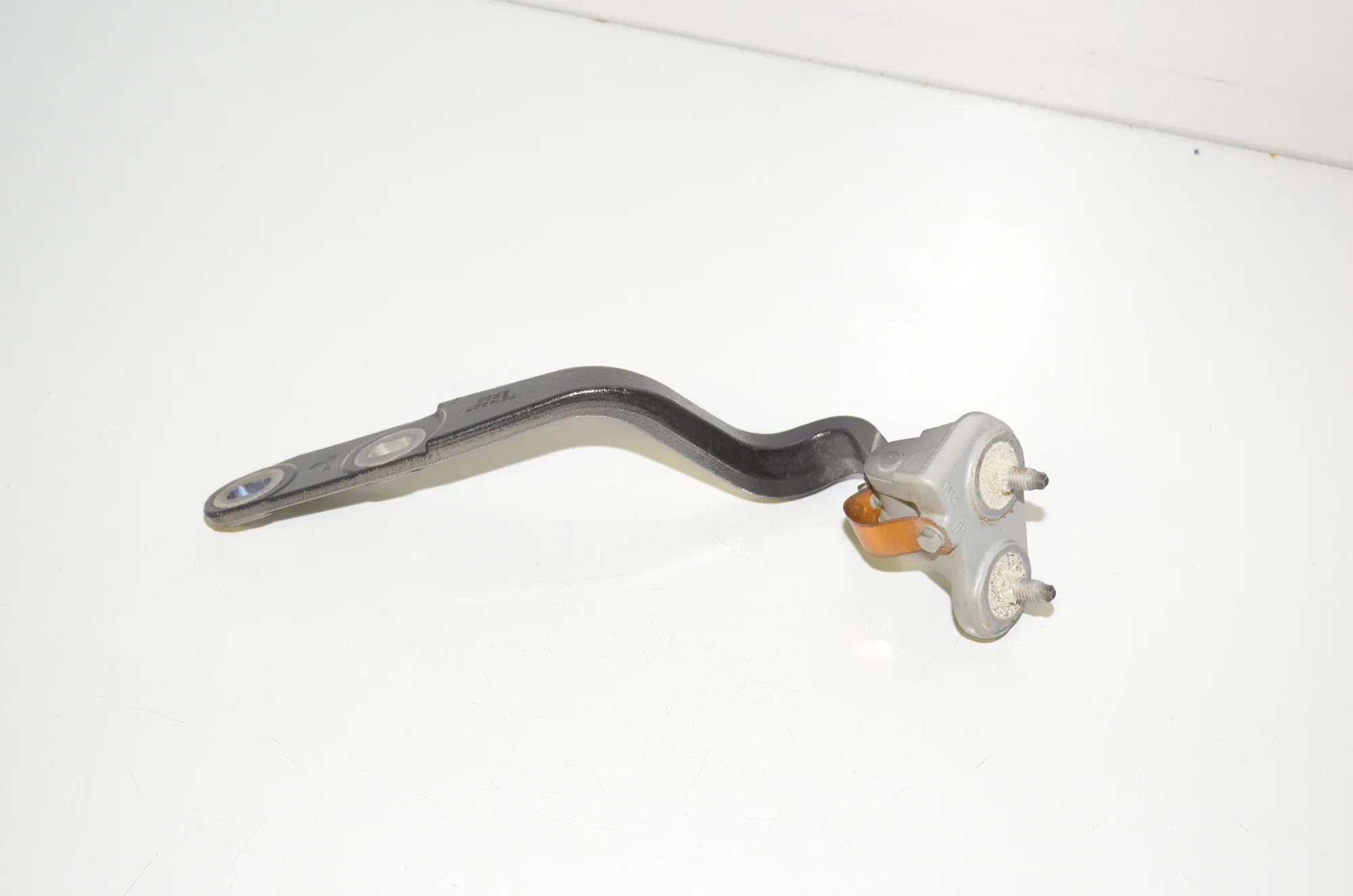 Left Side Bootlid Hinge – OEM 7314607 · BMW 4 Gran Coupe (F36) 418 d 2017 – 3