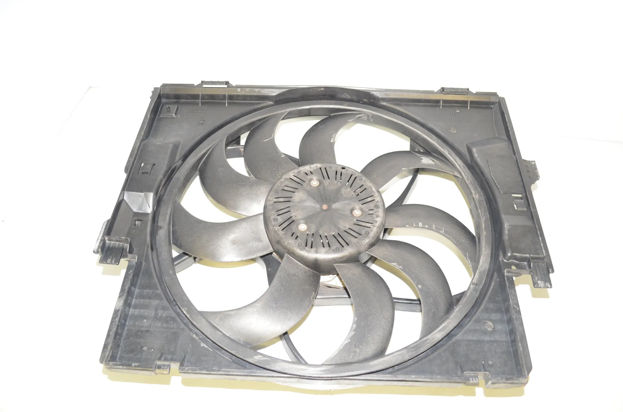 A/C Air Condition Fan – OEM 8641946 · BMW 4 Gran Coupe (F36) 418 d 2017 – 2