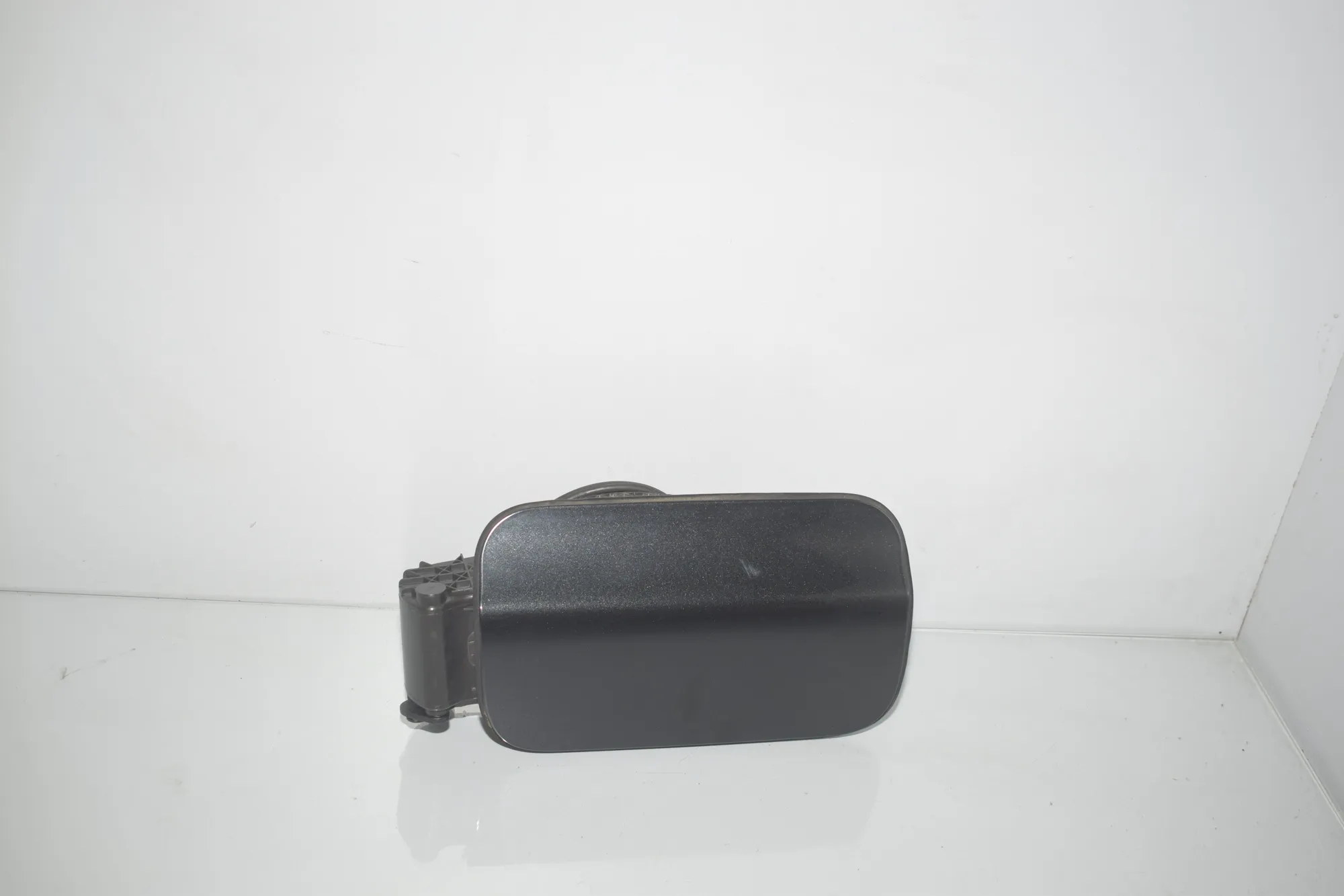 Fuel Tank Flap Cap – OEM 7217767 · BMW 5 Touring (F11) 525 d 2010