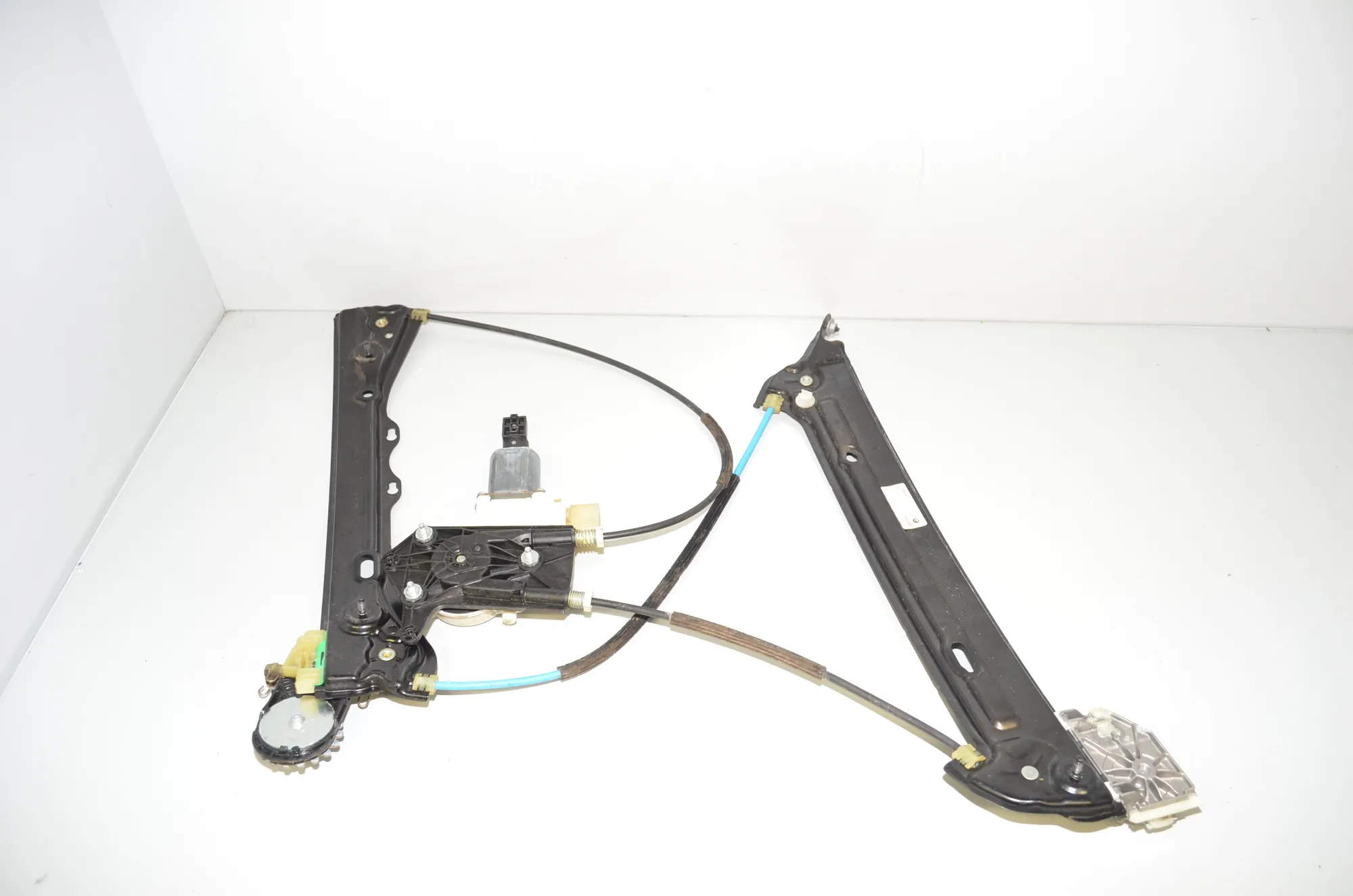 Front Left Door Window Regulator – OEM 7326327 · BMW 4 Gran Coupe (F36) 418 d 2017 – 3