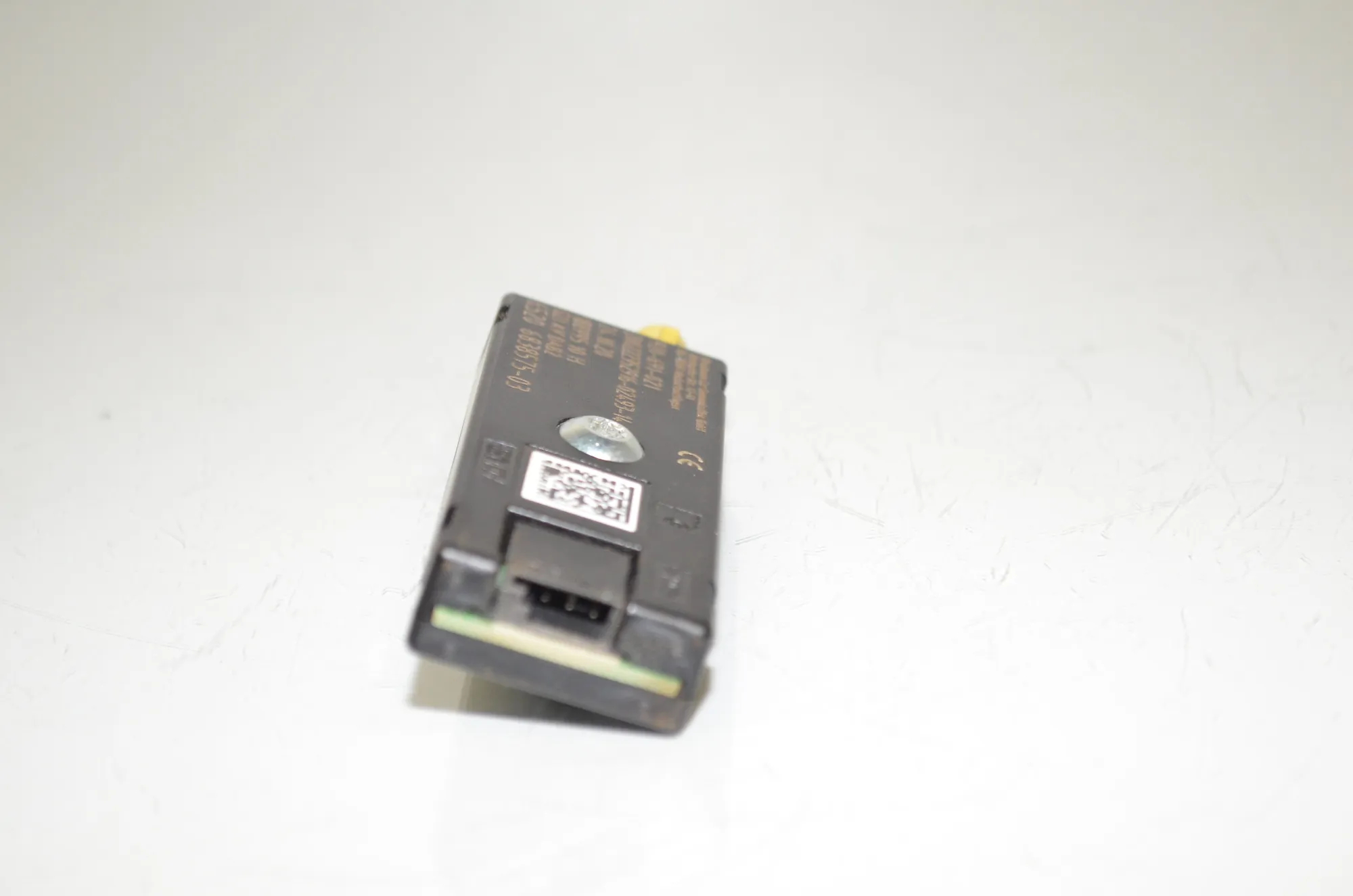 Antenna – OEM 6838575 · BMW 3 Touring (G21) (2019 - -) 330 e Plug-in-Hybrid 2020 – 5