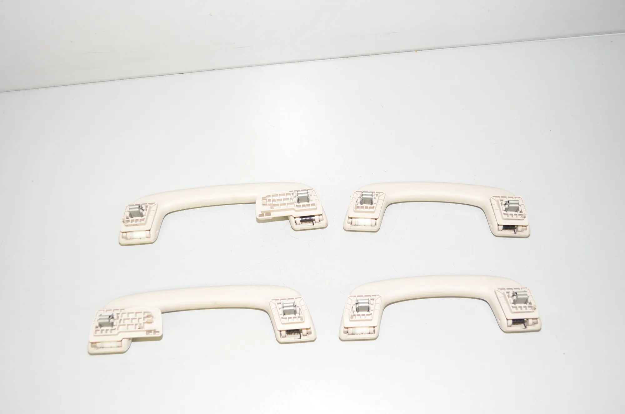 Interior Roof Handle Set – OEM 7475742 · BMW 3 Touring (G21) (2019 - -) 330 e Plug-in-Hybrid 2020 – 4